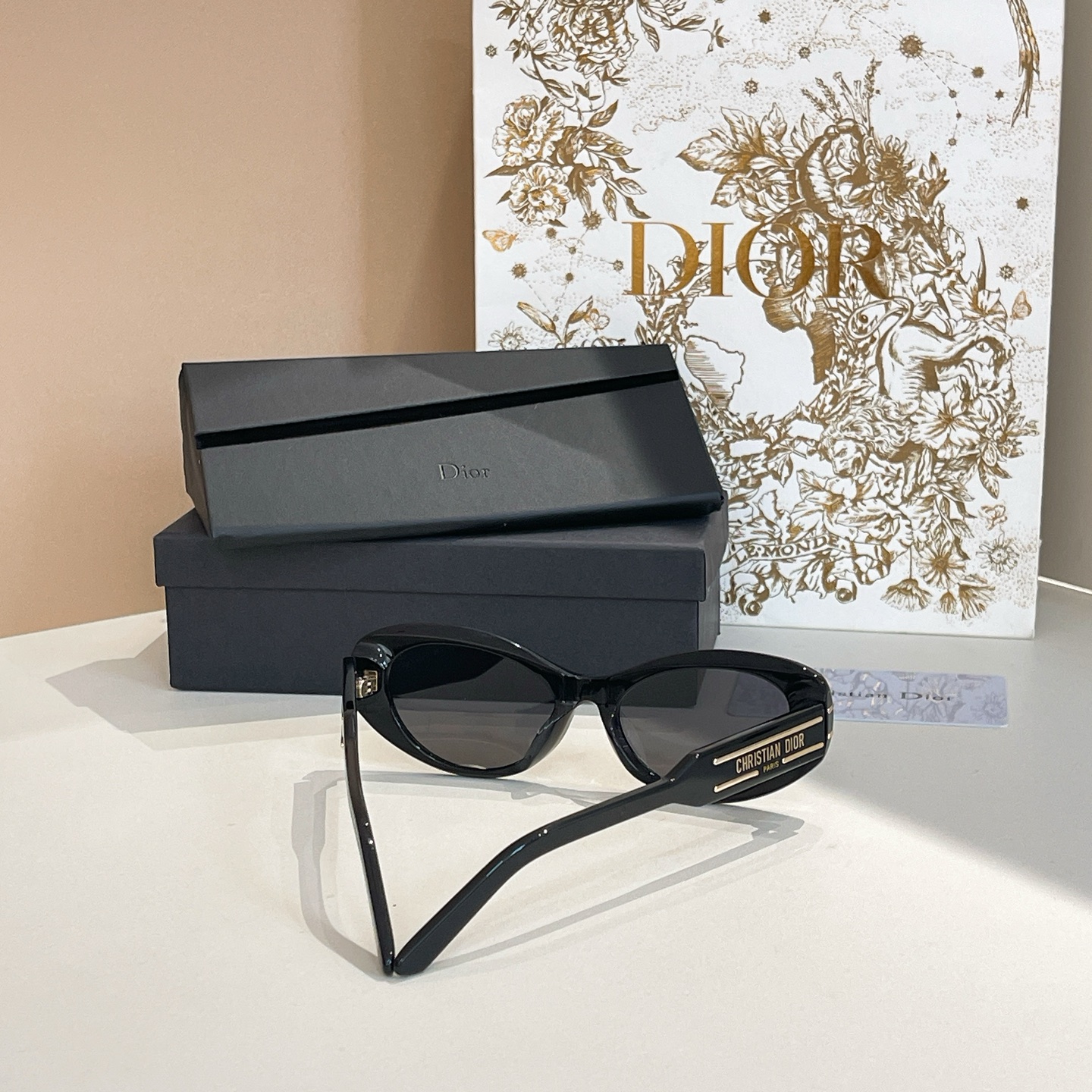 DIO*🌟🌟🌟MODEL：Dior Signature B8U🌟🌟🌟SIZE：53口17-135🌟🌟🌟