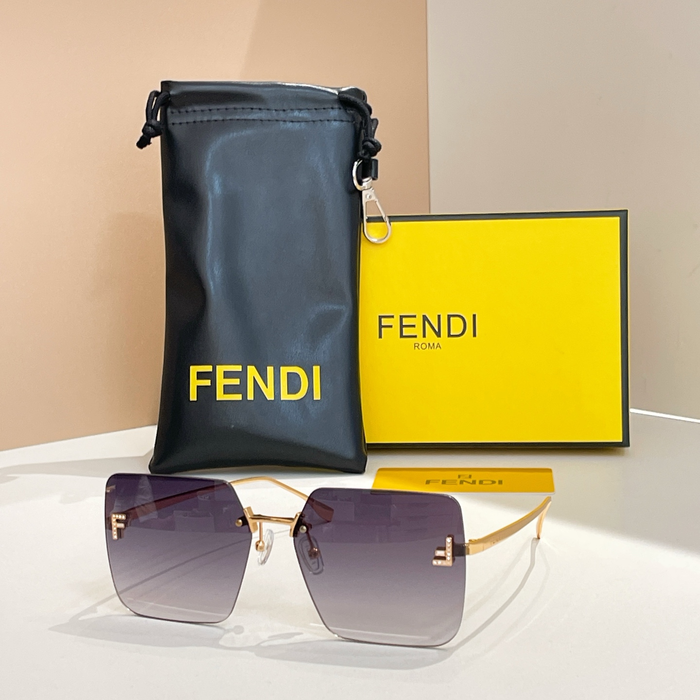 FEND*✨✨✨MODEL FE4082US✨✨✨SIZE59口15-135✨✨✨