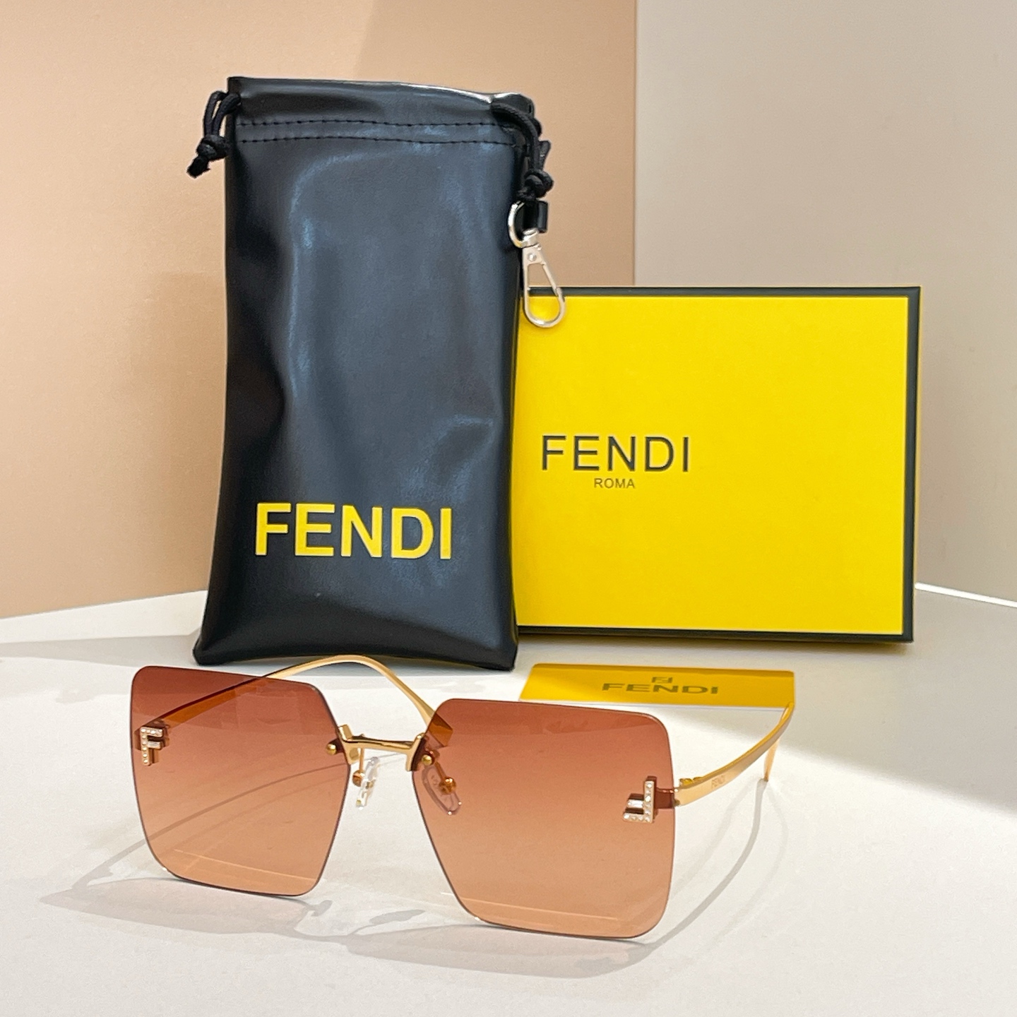 FEND*✨✨✨MODEL FE4082US✨✨✨SIZE59口15-135✨✨✨