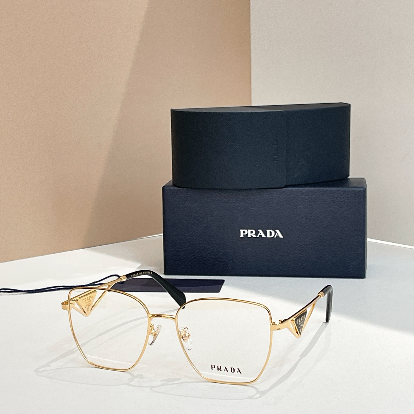 PRADA✨✨✨MODEL：OPR A54VD✨✨✨SIZE：55口18-140✨✨✨