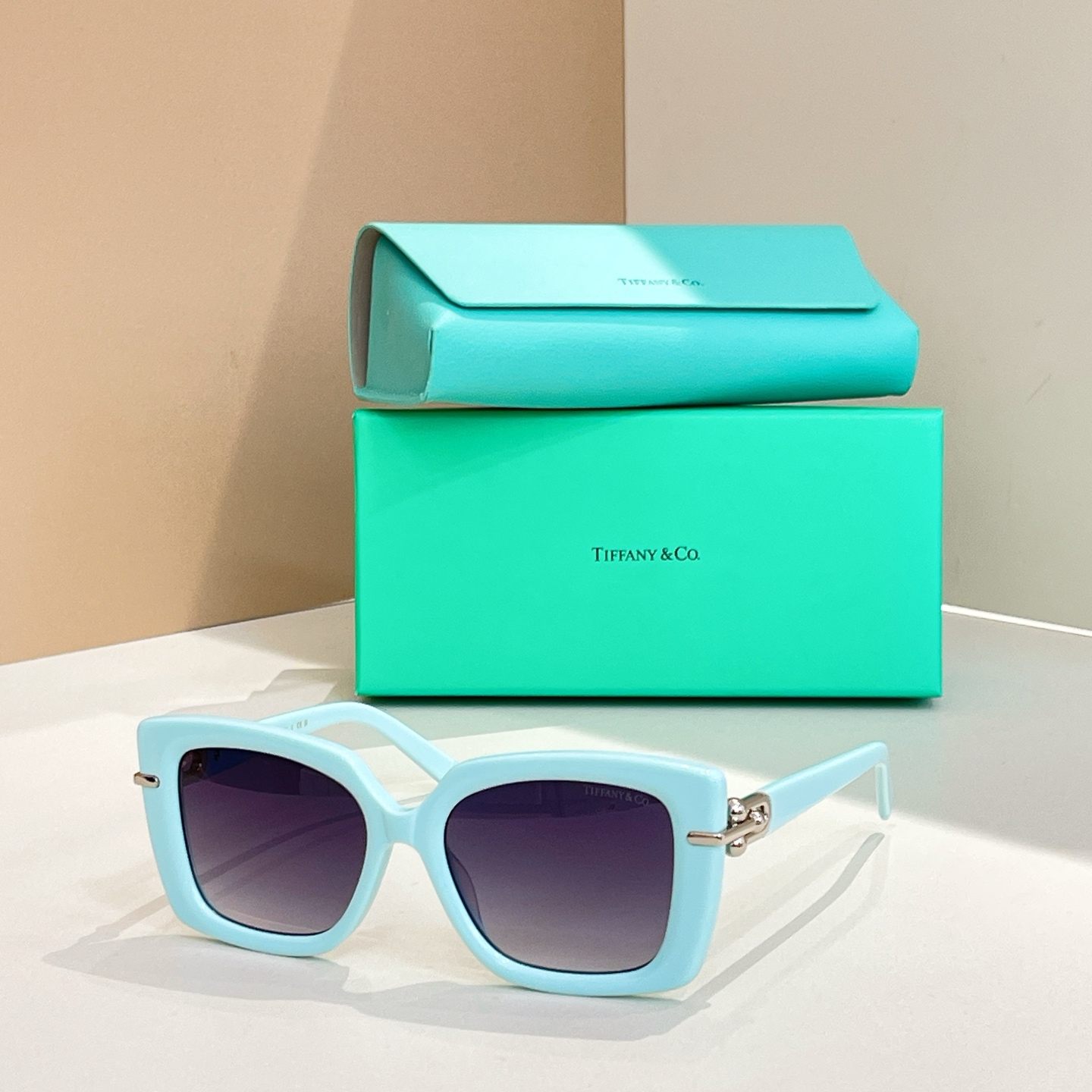 TIFFANY&Co.✨✨✨MODEL：TF 4199✨✨✨ SIZE：53口18-140✨✨✨