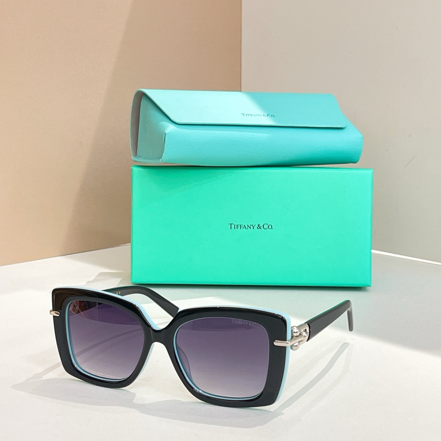 TIFFANY&Co.✨✨✨MODEL：TF 4199✨✨✨ SIZE：53口18-140✨✨✨