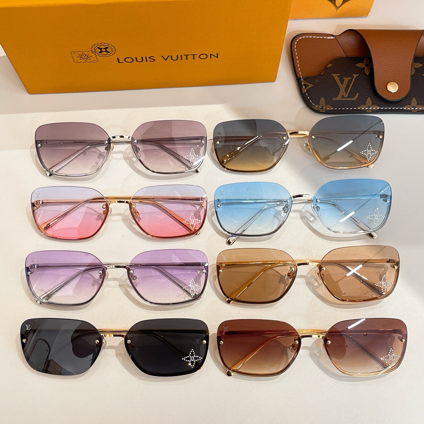 LOUIS VUITTO*✨✨✨MODEL：Z2051U✨✨✨ SIZE：63口17-142✨✨✨