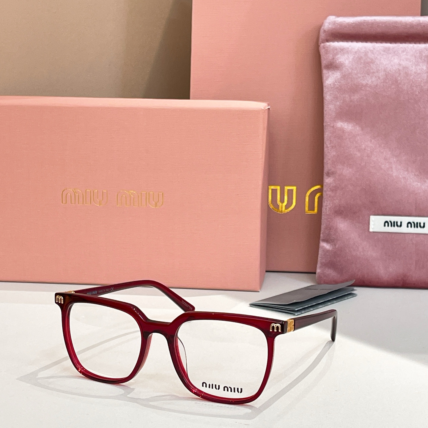 MIU M*🎀🎀🎀MODEL VMU 61ZS🎀🎀🎀SIZE：54口18-145🎀🎀🎀光学镜，太阳镜