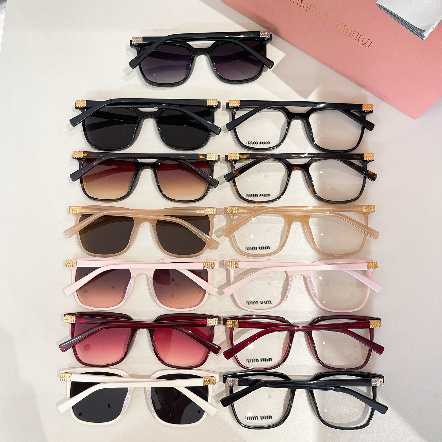 MIU M*🎀🎀🎀MODEL VMU 61ZS🎀🎀🎀SIZE：54口18-145🎀🎀🎀光学镜，太阳镜