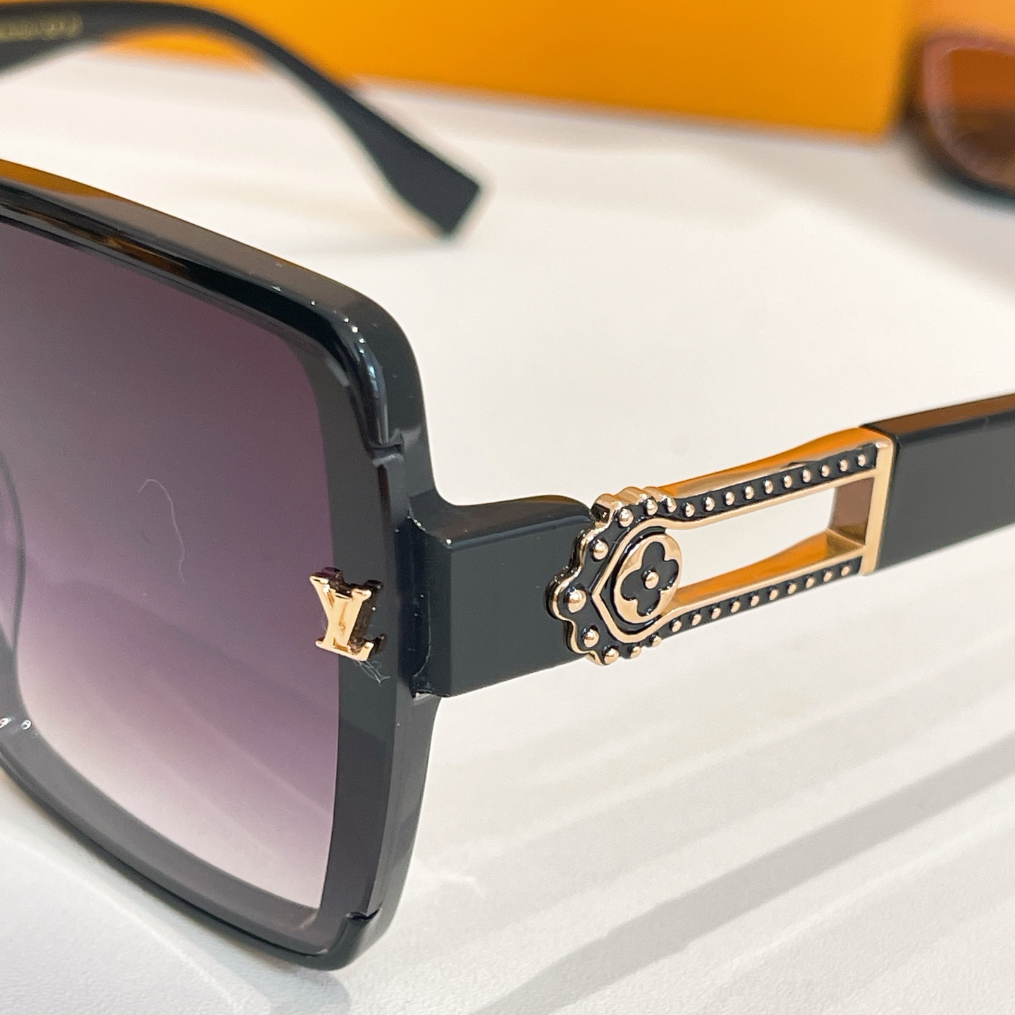 LOUIS VUITTO*✨✨✨MODEL：Z1875✨✨✨ SIZE：63口15-145✨✨✨