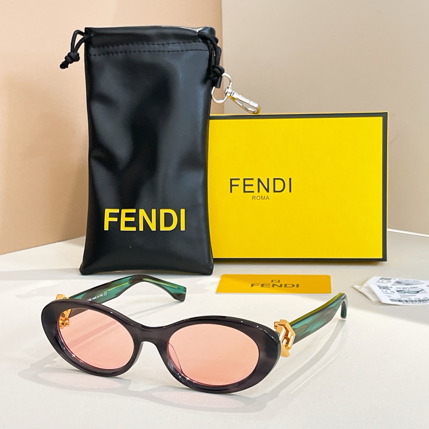 Fendi 芬迪墨镜