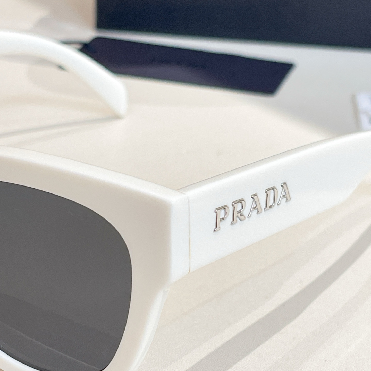 PRAD*✨✨✨MODEL：PR C04S✨✨✨SIZE：52口22-145✨✨✨