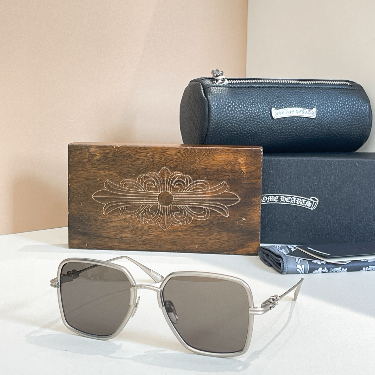 CHROME HEART*⚜️⚜️⚜️MODEL：DATA VV⚜️⚜️⚜️SIZE：52口22-140