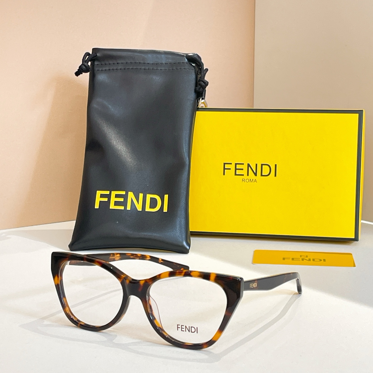 FEND*✨✨✨MODEL FE✨✨✨SIZE55口18-145✨✨✨