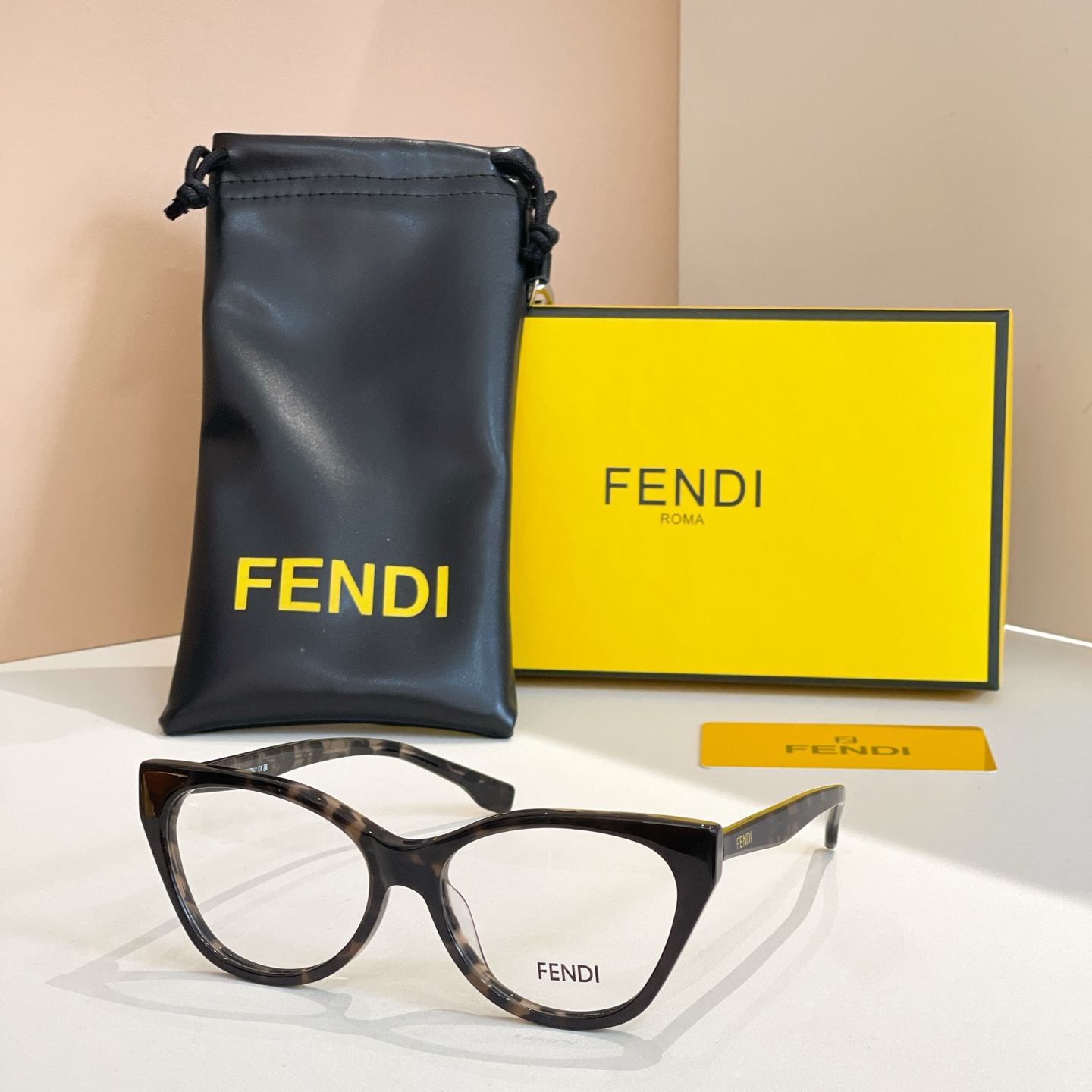 FEND*✨✨✨MODEL FE✨✨✨SIZE55口18-145✨✨✨
