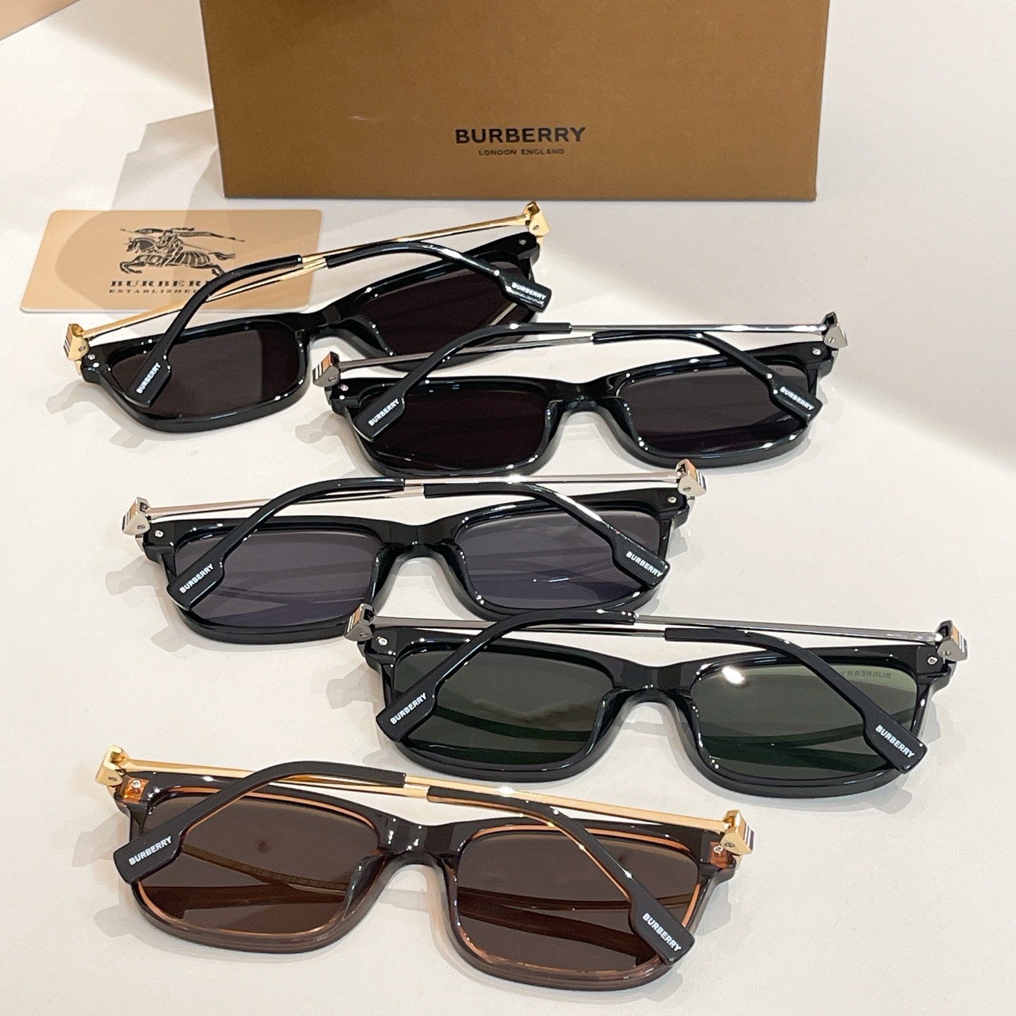 BURBERR*⭐️⭐️⭐️MODEL：BE2384 ⭐️⭐️⭐️SIZE：53口19-145⭐️⭐️⭐