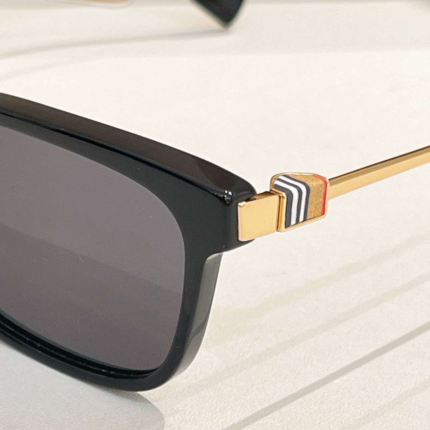 BURBERR*⭐️⭐️⭐️MODEL：BE2384 ⭐️⭐️⭐️SIZE：53口19-145⭐️⭐️⭐