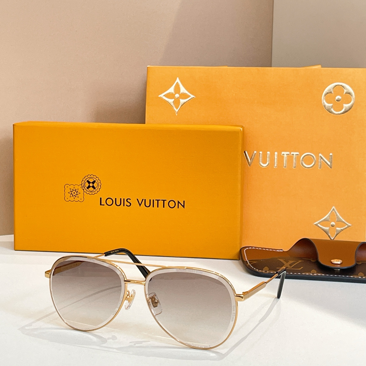 LOUIS VUITTO*✨✨✨MODEL：Z2625U✨✨✨ SIZE：63口13-145✨✨✨