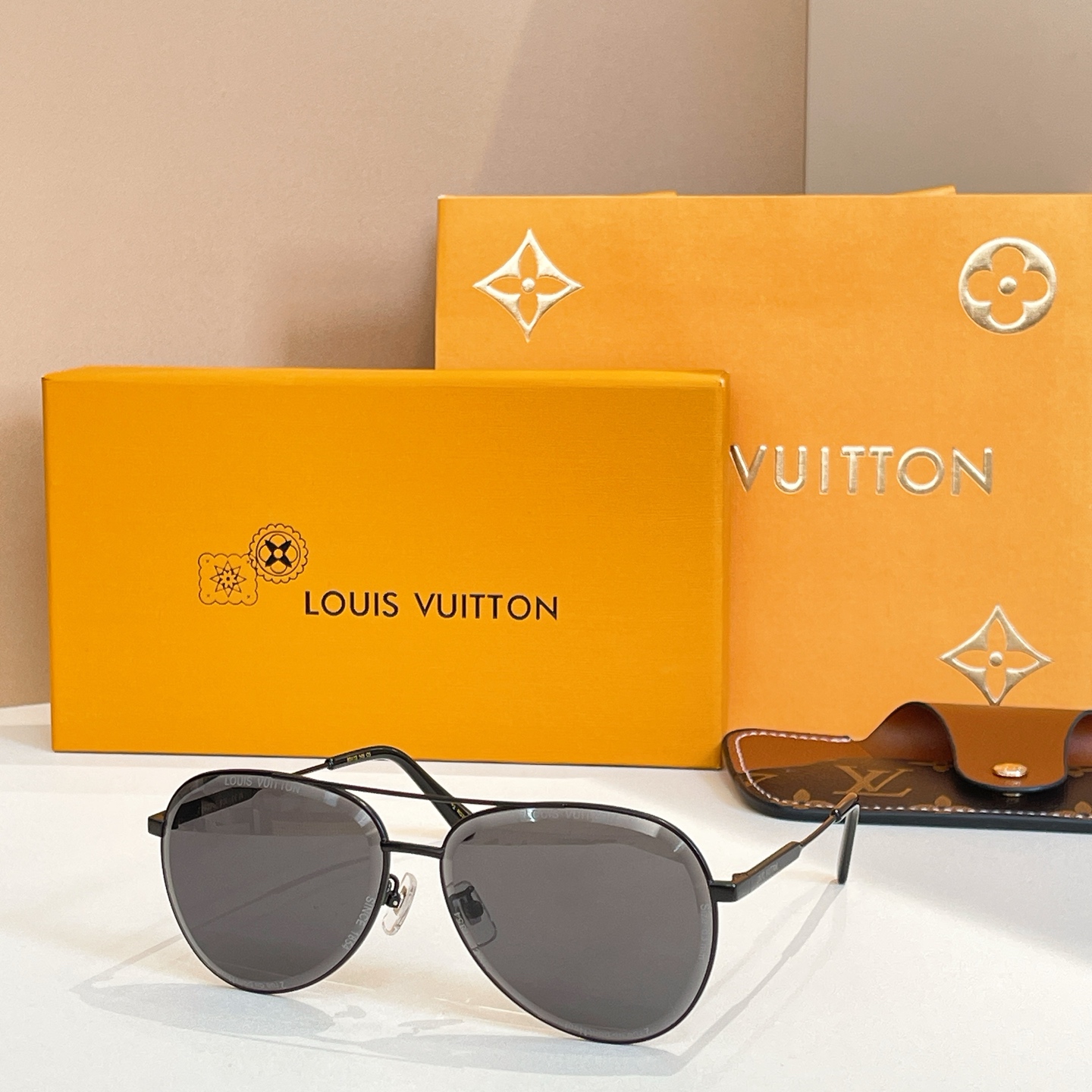 LOUIS VUITTO*✨✨✨MODEL：Z2625U✨✨✨ SIZE：63口13-145✨✨✨