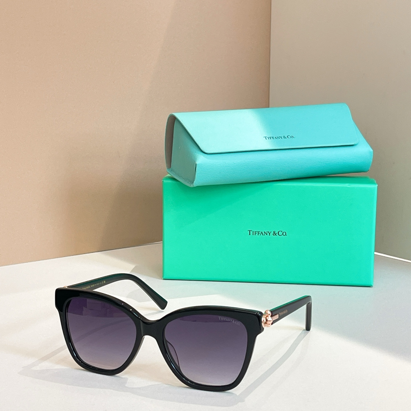TIFFANY&Co.✨✨✨MODEL：TF4241D✨✨✨ SIZE：54口17-140✨✨✨