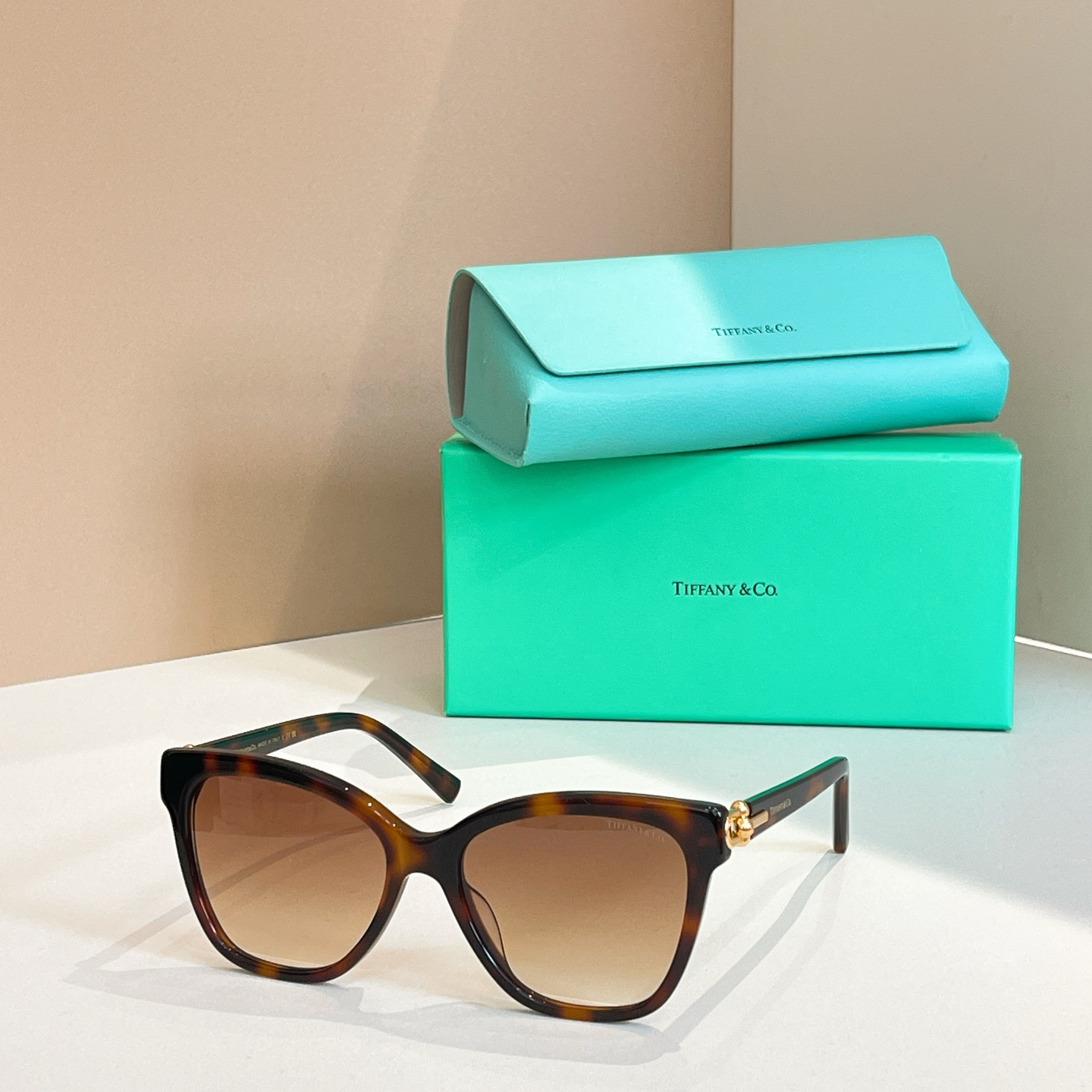 TIFFANY&Co.✨✨✨MODEL：TF4241D✨✨✨ SIZE：54口17-140✨✨✨