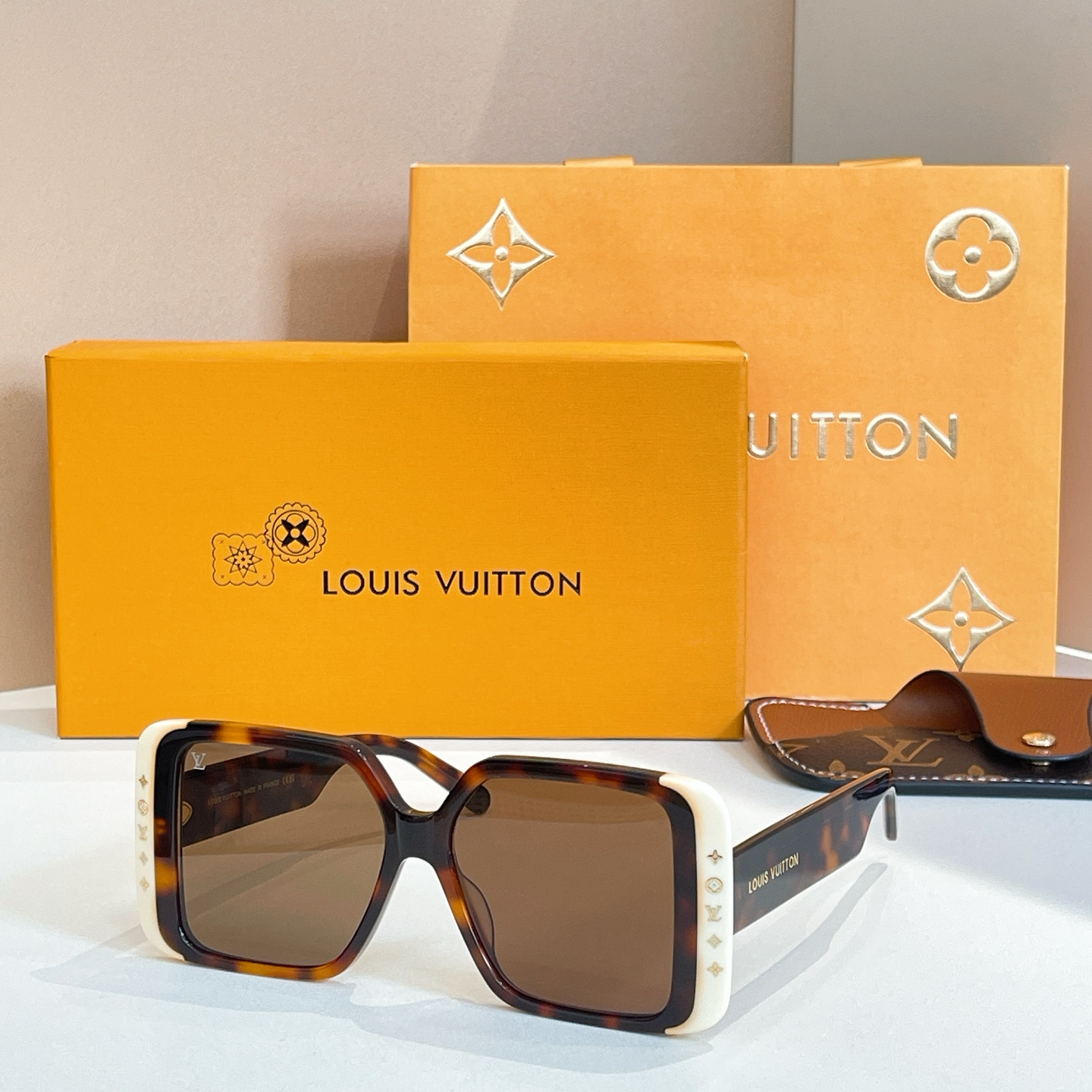 LOUIS VUITTO*✨✨✨MODEL：Z2095W✨✨✨ SIZE：56口15-148✨✨✨