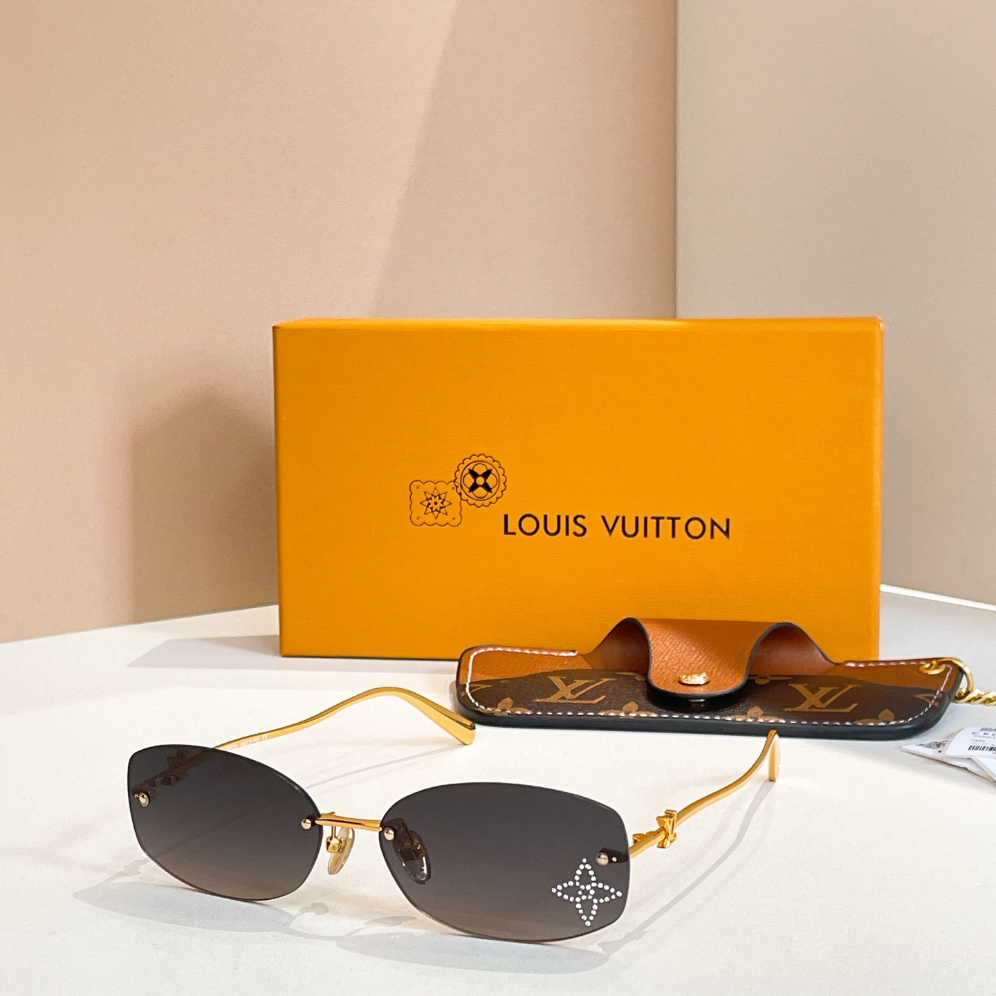 LOUIS VUITTO*✨✨✨MODEL：Z2959U✨✨✨ SIZE：60口16-140✨✨✨
