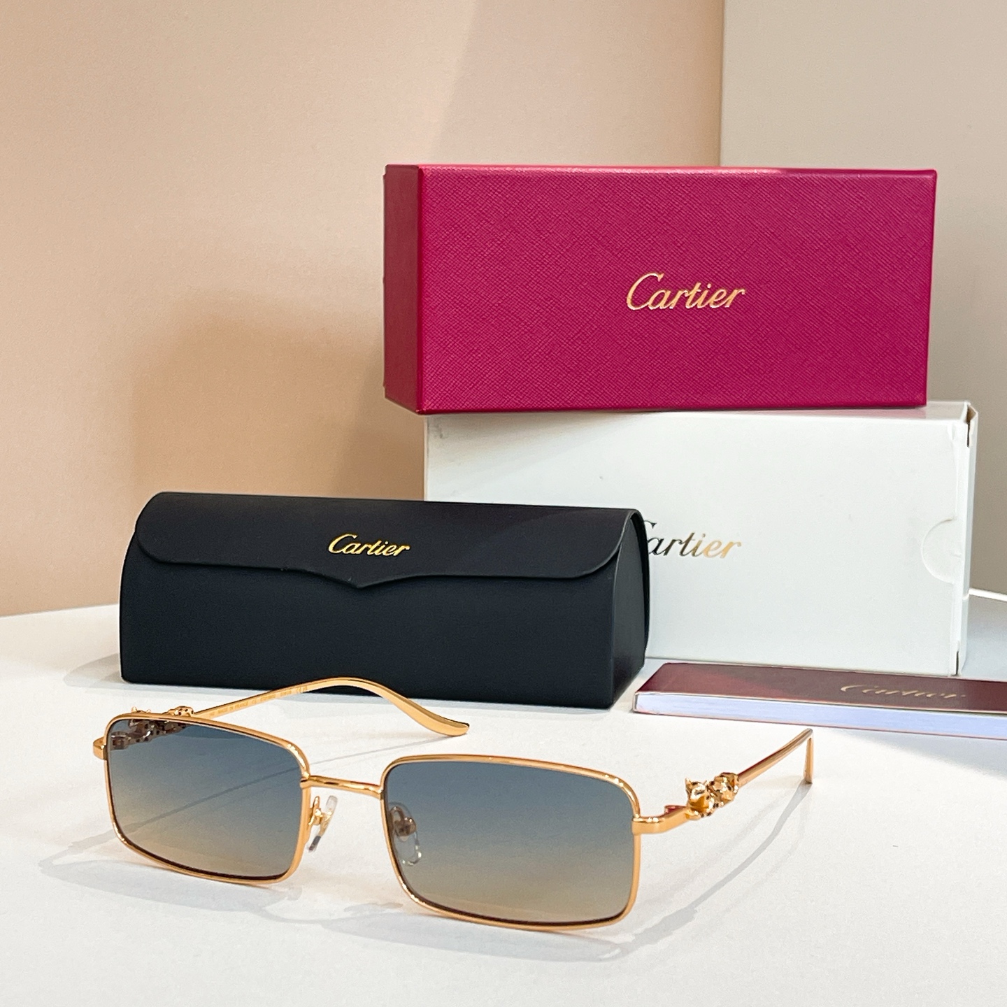 Cartie*✨✨✨MODEL：CT01590O✨✨✨SIZE  142✨✨✨太阳镜，变色片