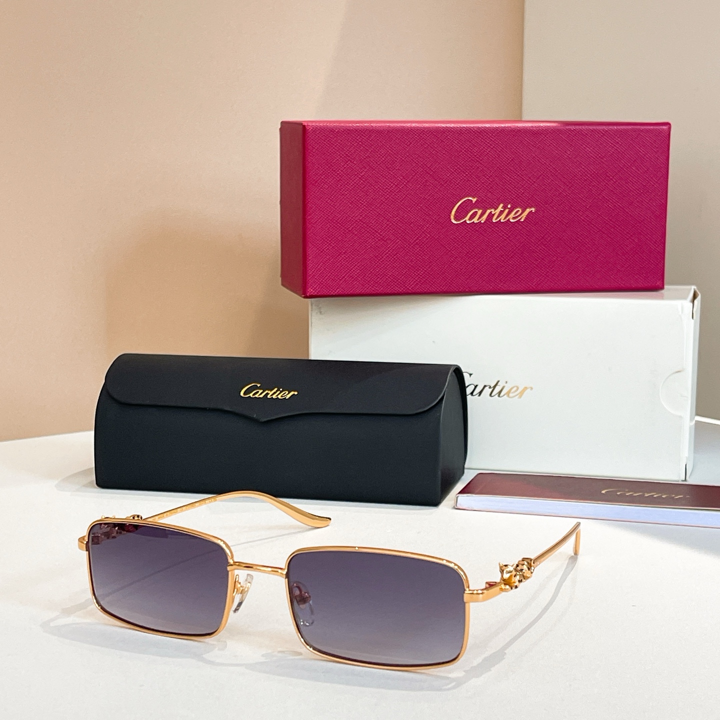 Cartie*✨✨✨MODEL：CT01590O✨✨✨SIZE  142✨✨✨太阳镜，变色片