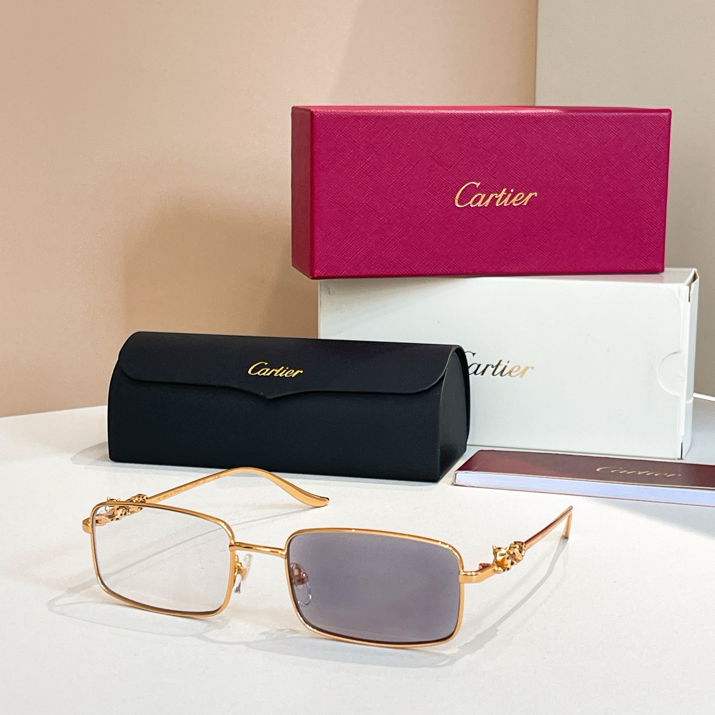 Cartie*✨✨✨MODEL：CT01590O✨✨✨SIZE  142✨✨✨太阳镜，变色片