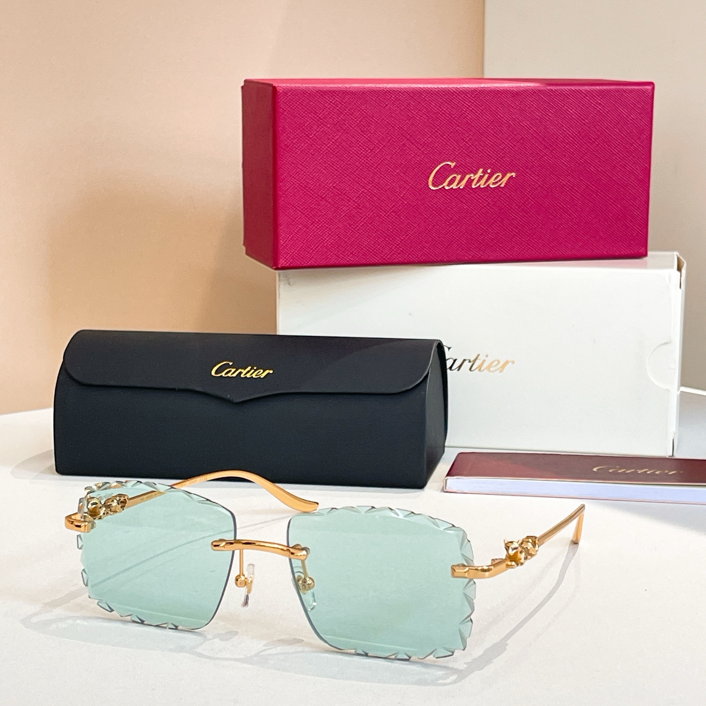 Cartie*✨✨✨MODEL：CT01591O✨✨✨SIZE  142✨✨✨太阳镜，变色片