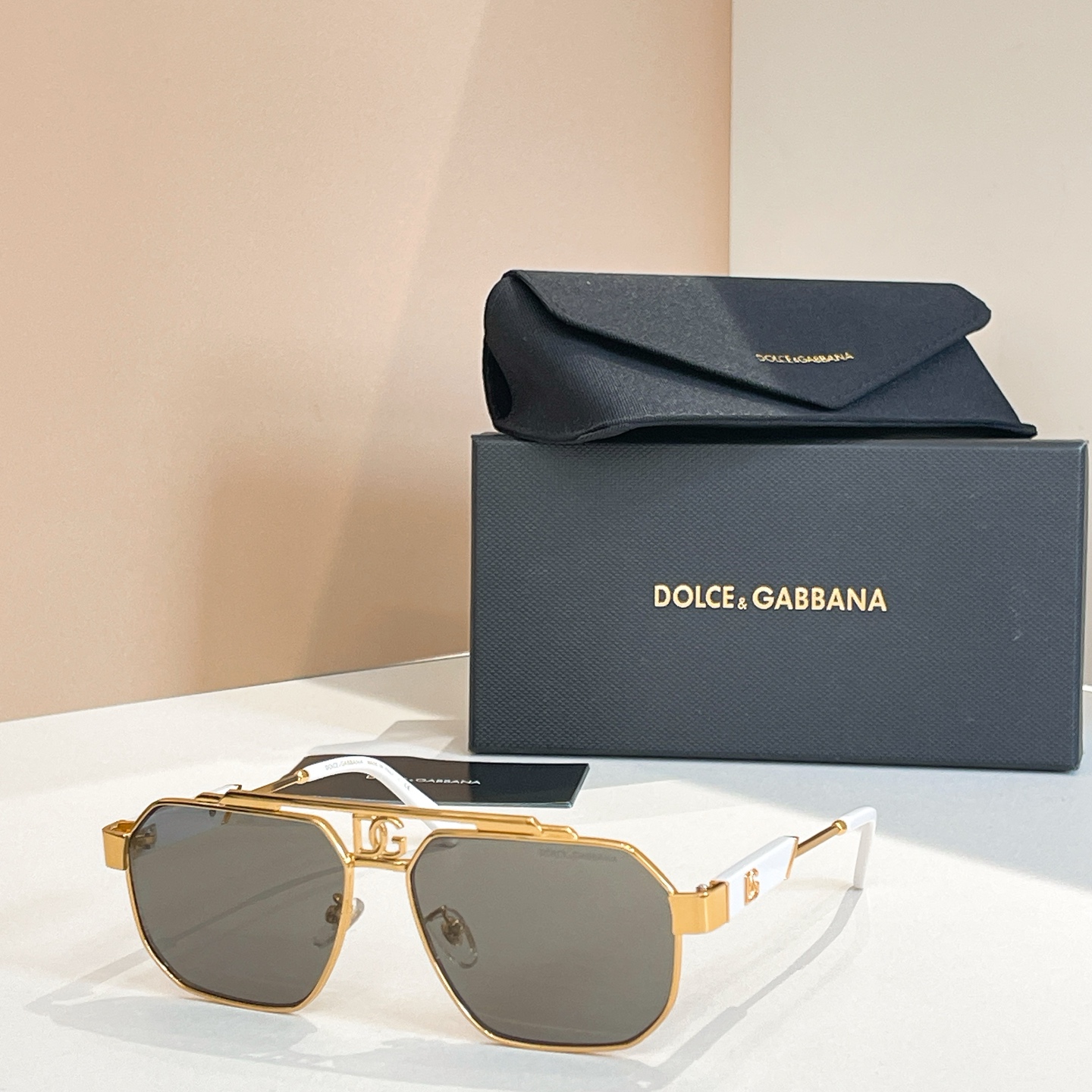 DOLCE & GABBAN*🌟🌟🌟MODEL：DG2294🌟🌟🌟SIZE59口15-145🌟🌟🌟