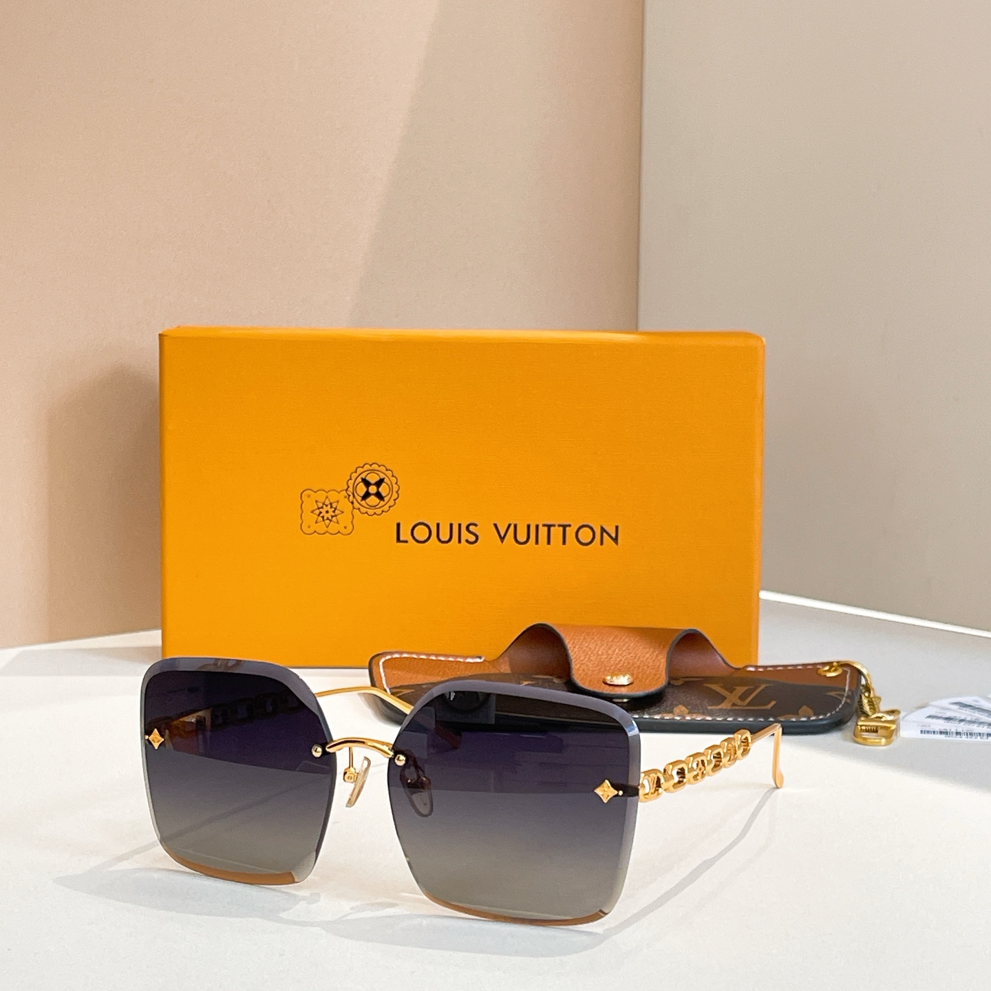 Louis Vuitton LOUIS VUITTO*太阳眼镜