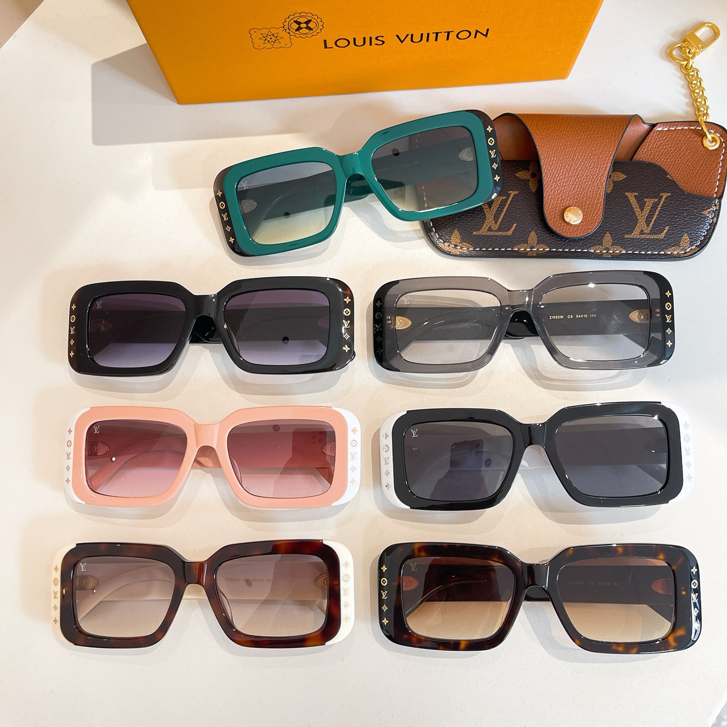 Louis Vuitton LOUIS VUITTO*太阳眼镜