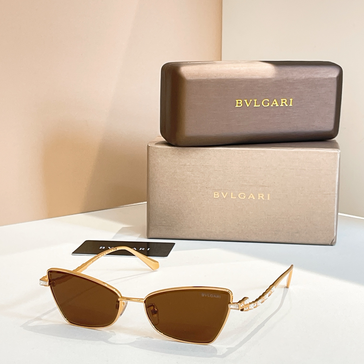 Bvlgari 宝格丽墨镜