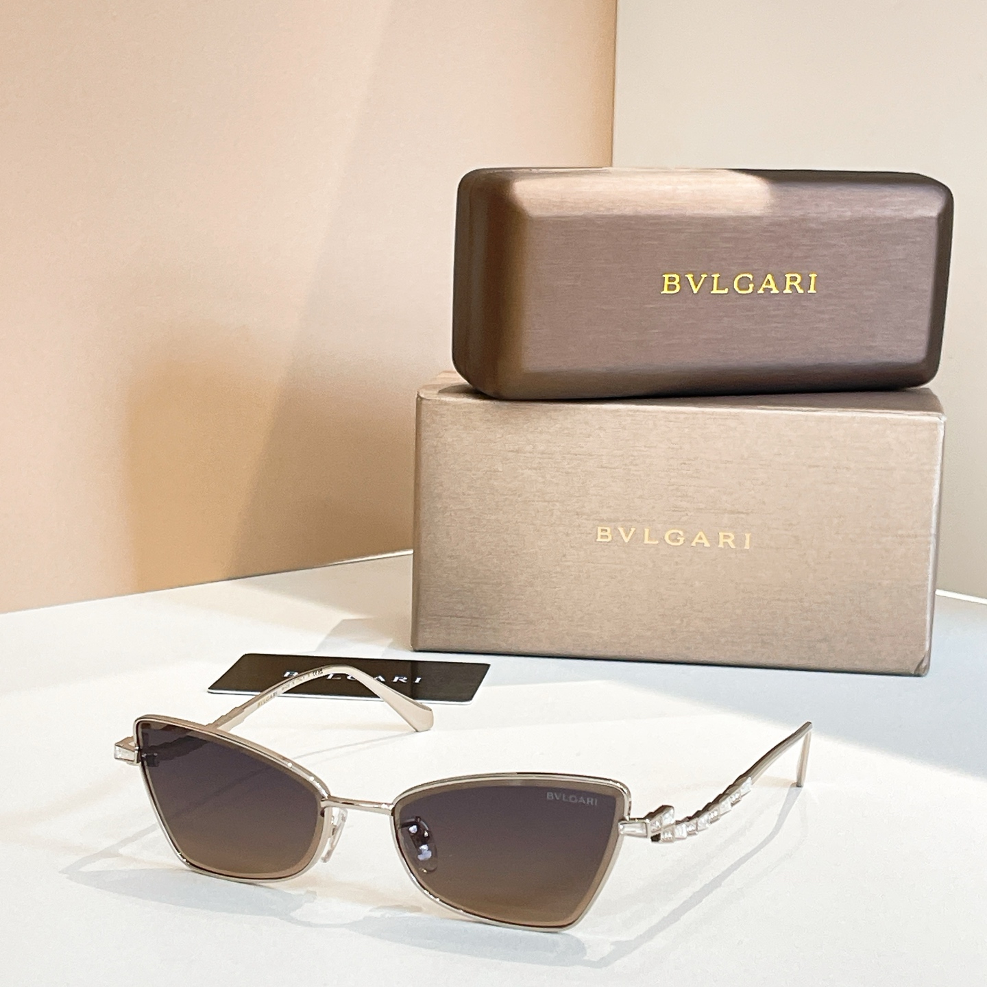 Bvlgari 宝格丽墨镜