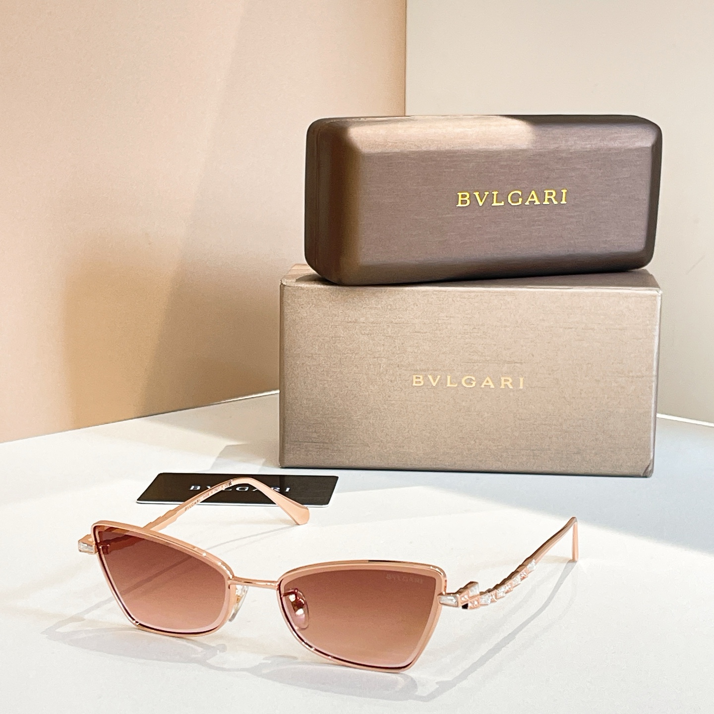 Bvlgari 宝格丽墨镜