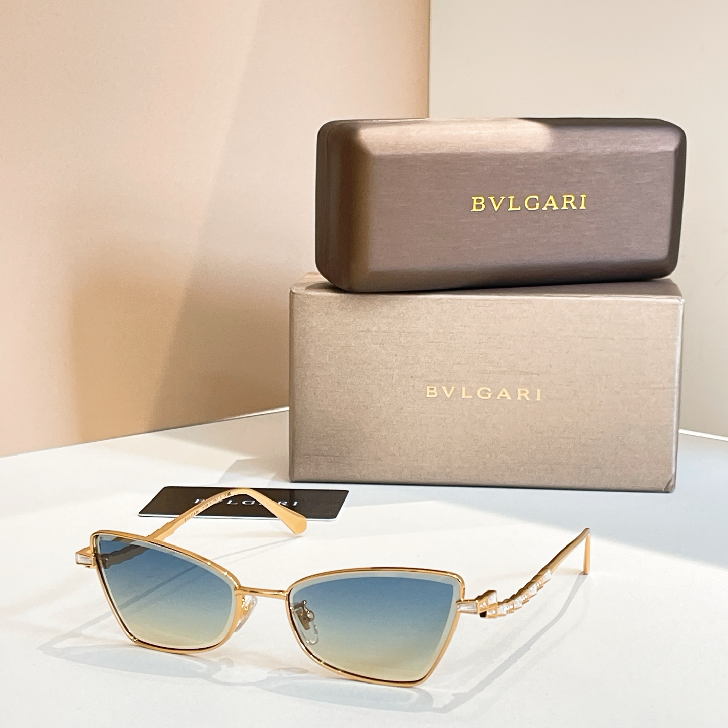 Bvlgari 宝格丽墨镜