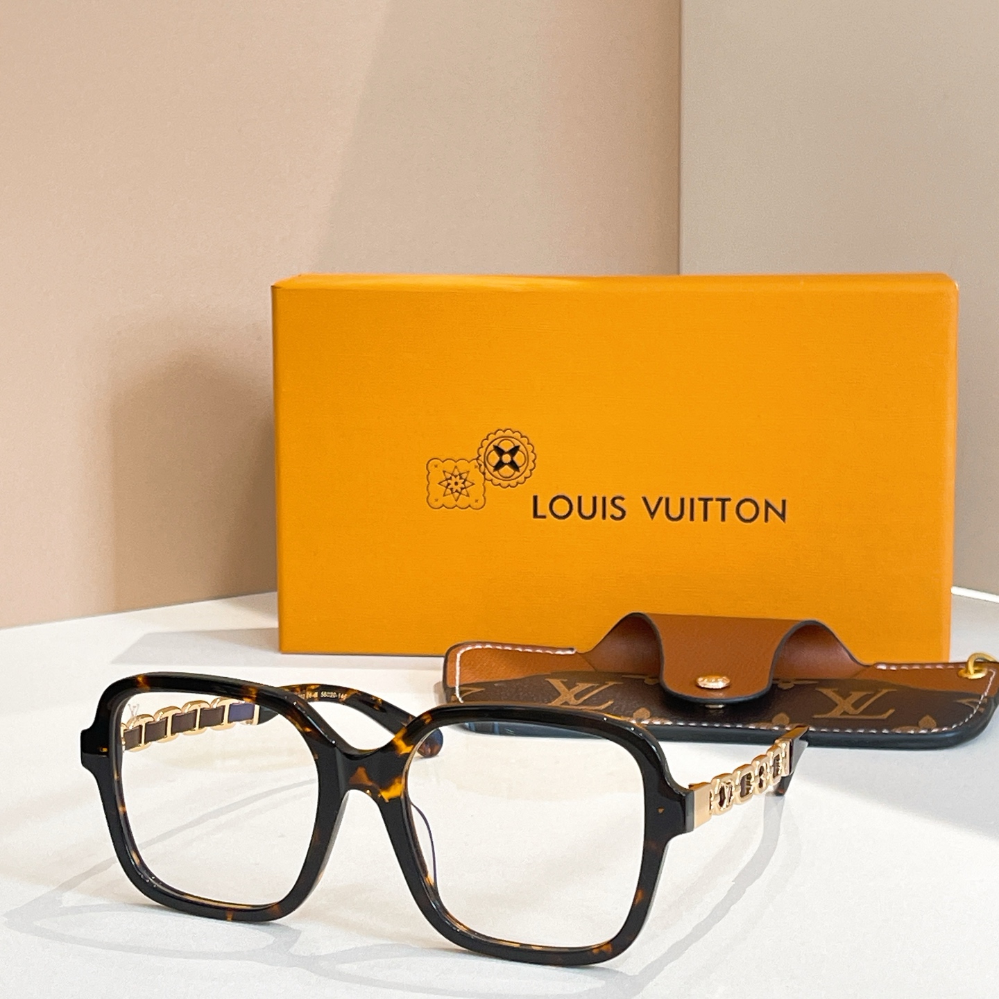 Louis Vuitton LOUIS VUITTO*太阳眼镜