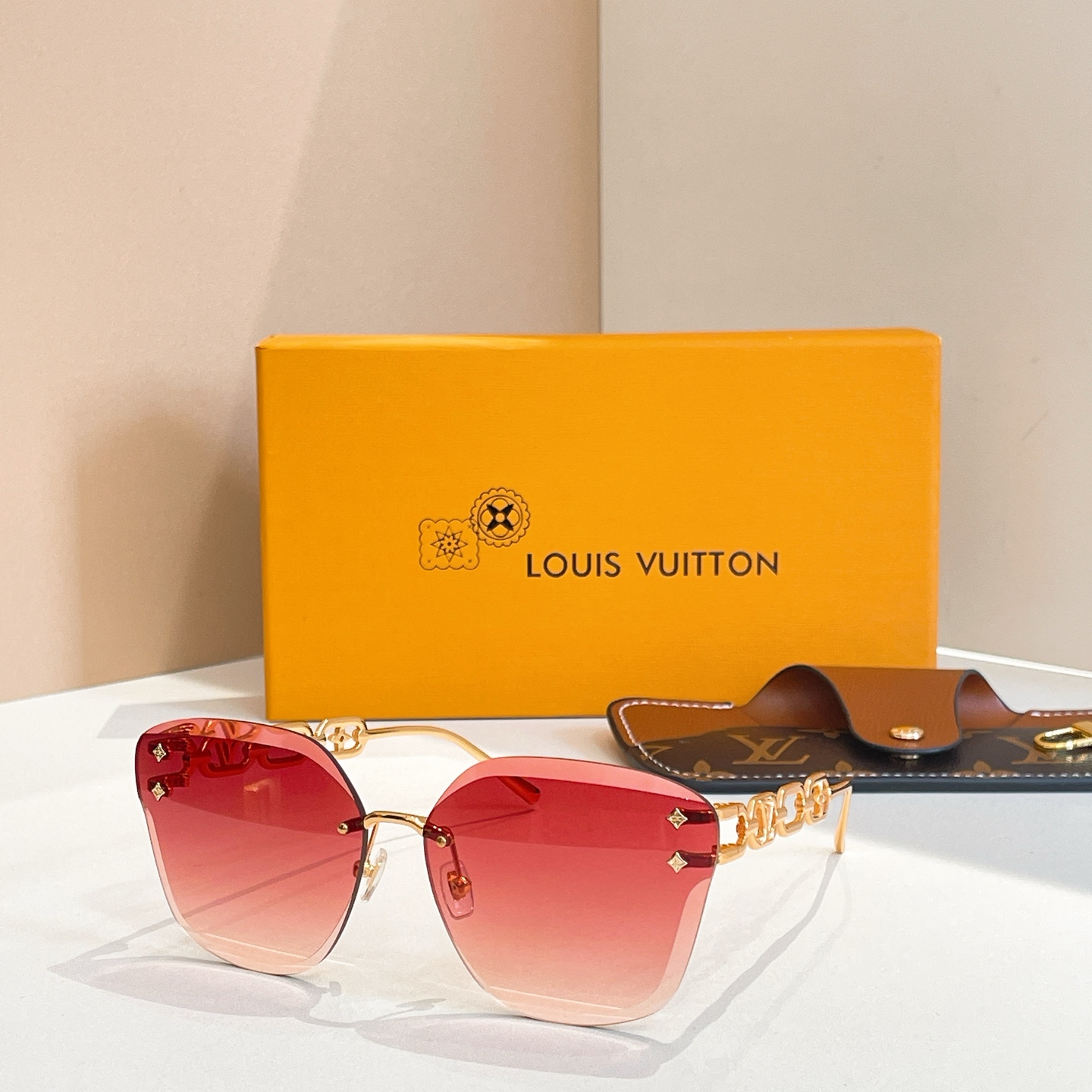Louis Vuitton LOUIS VUITTO*太阳眼镜