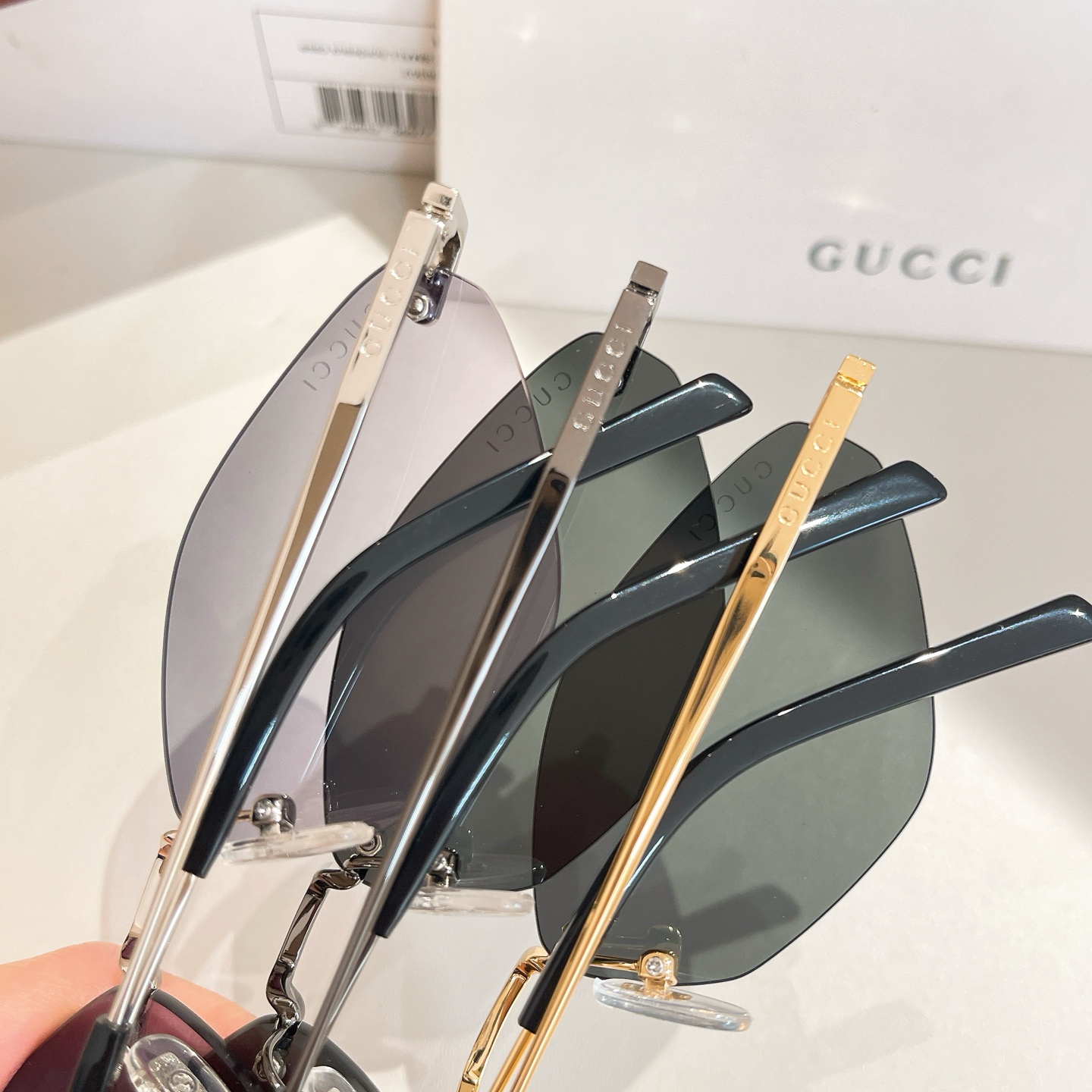 GUCCI🐝🐝🐝MODEL：GG2102SK🐝🐝🐝SIZE59口15-145🐝🐝🐝