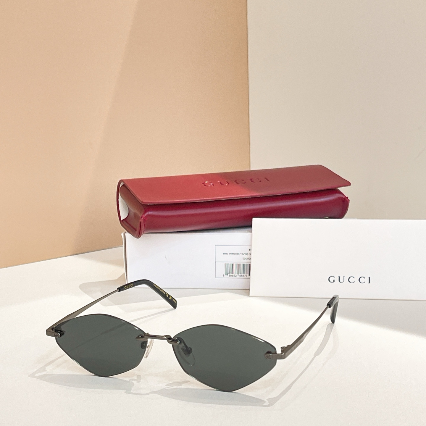 GUCCI🐝🐝🐝MODEL：GG2102SK🐝🐝🐝SIZE59口15-145🐝🐝🐝