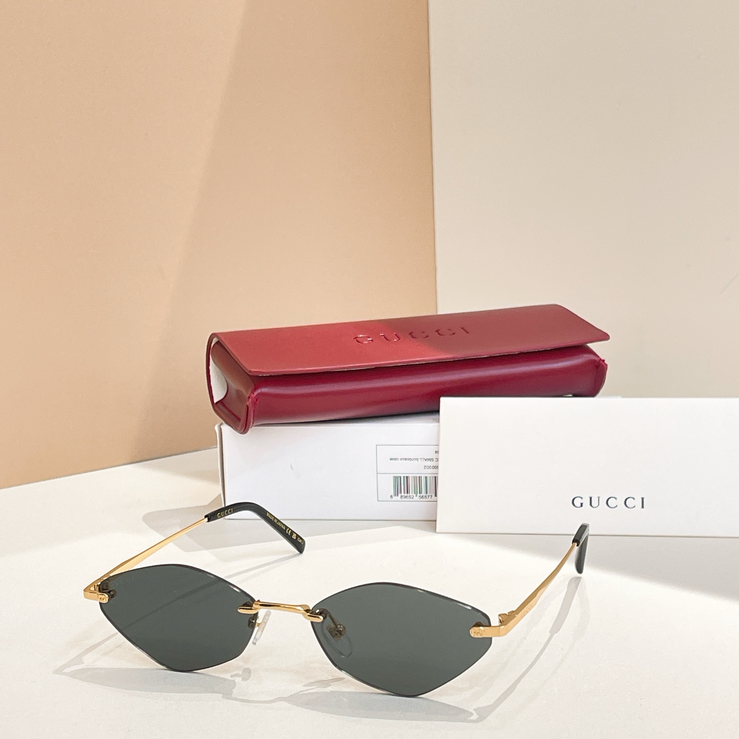 GUCCI🐝🐝🐝MODEL：GG2102SK🐝🐝🐝SIZE59口15-145🐝🐝🐝