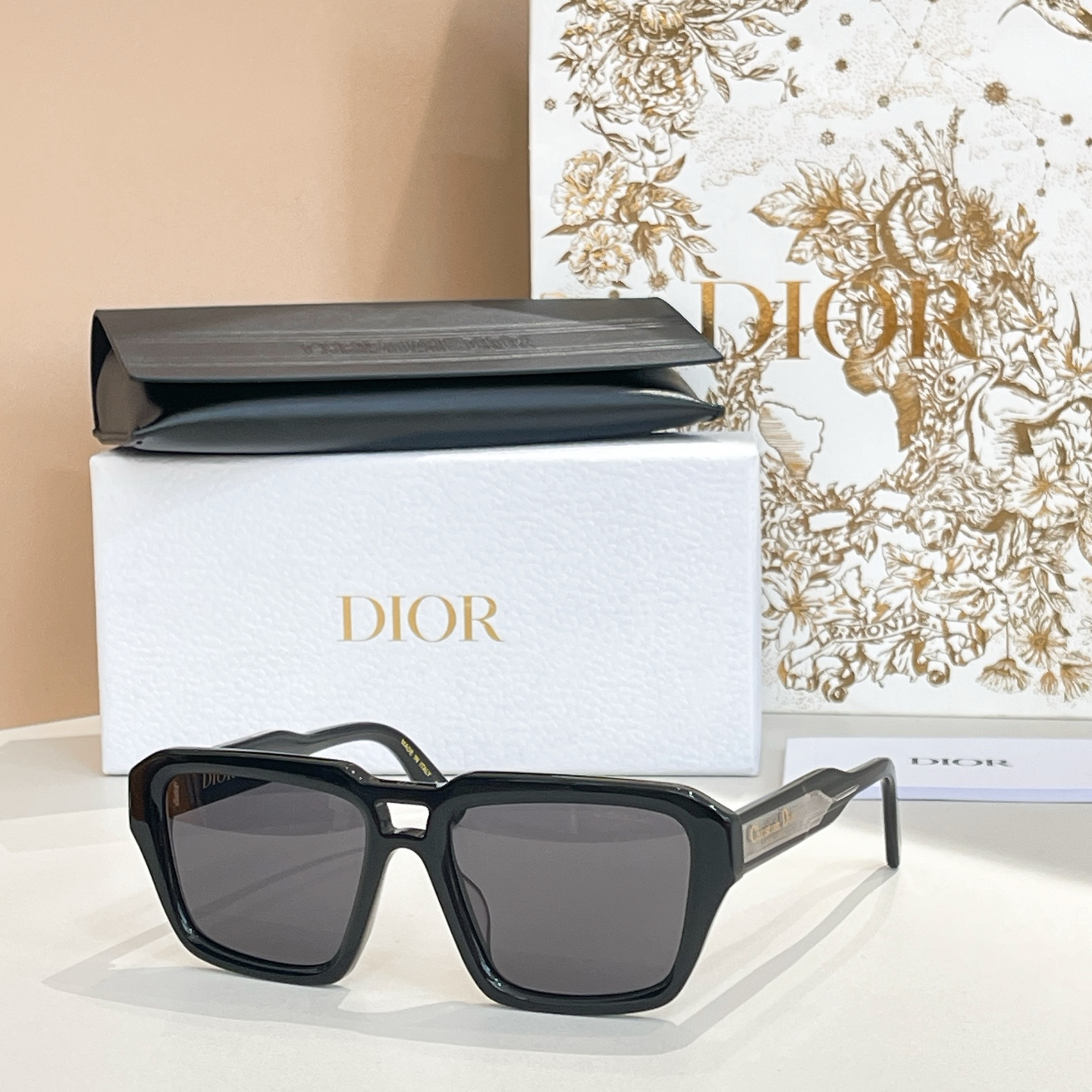 DIO*🌟🌟🌟MODEL：Christian Dior Label R2F🌟🌟🌟SIZE：56口19-1