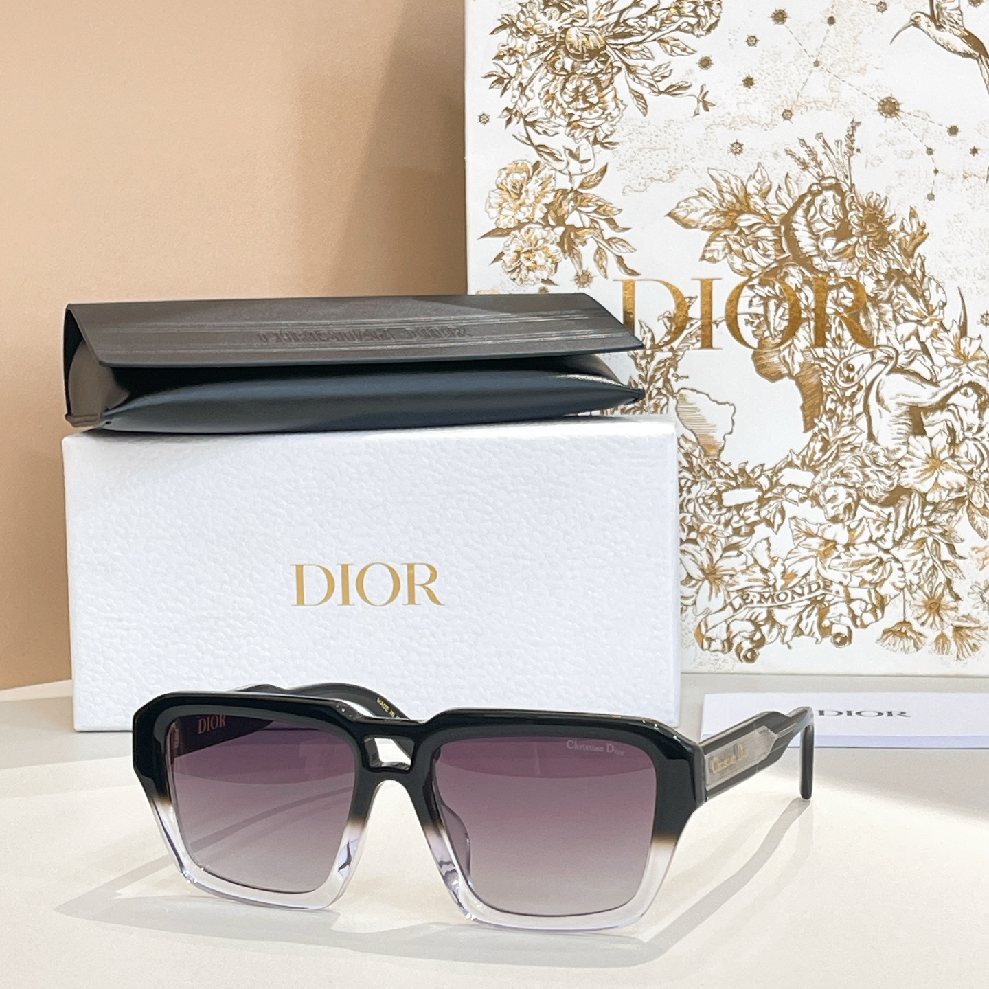 DIO*🌟🌟🌟MODEL：Christian Dior Label R2F🌟🌟🌟SIZE：56口19-1