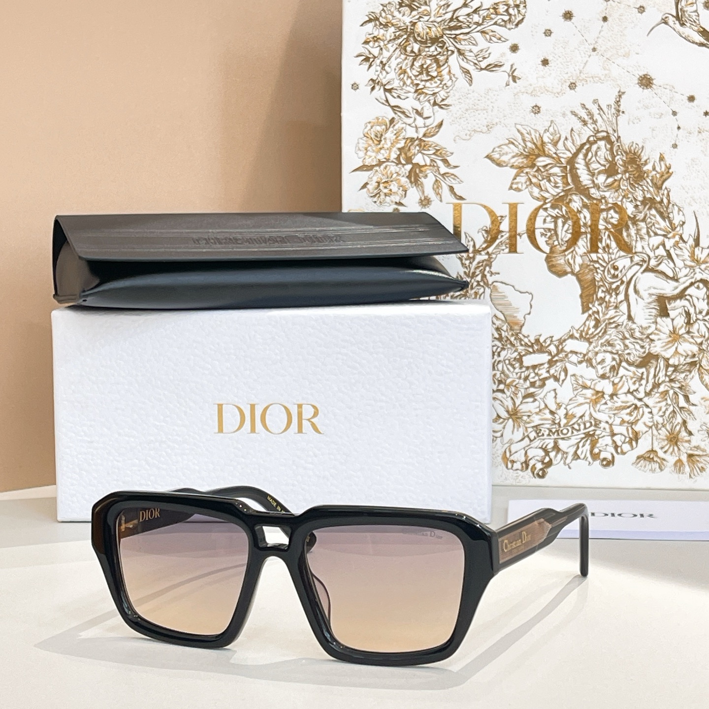 DIO*🌟🌟🌟MODEL：Christian Dior Label R2F🌟🌟🌟SIZE：56口19-1