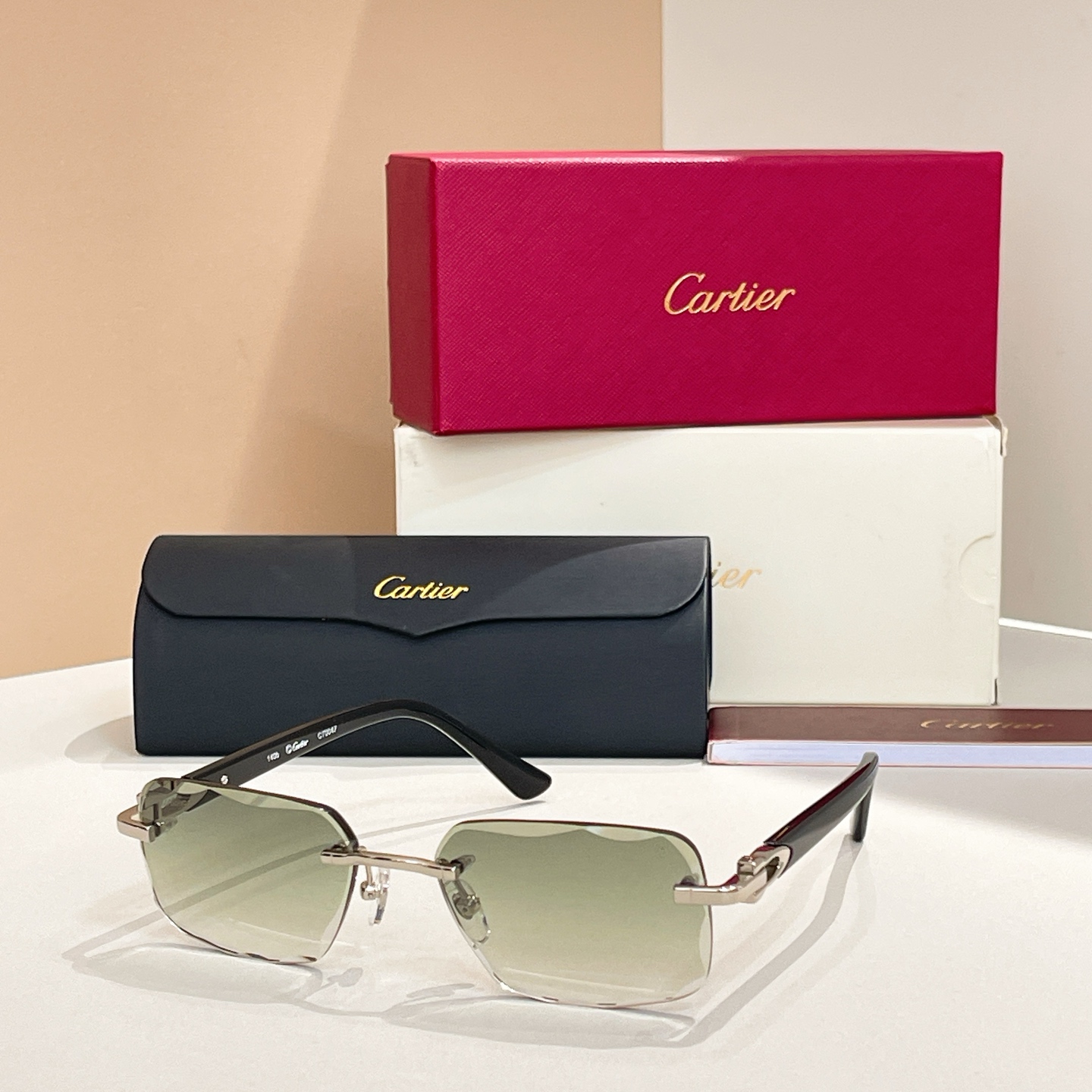 Cartie*✨✨✨MODEL：CT0047 ✨✨✨SIZE  140✨✨✨