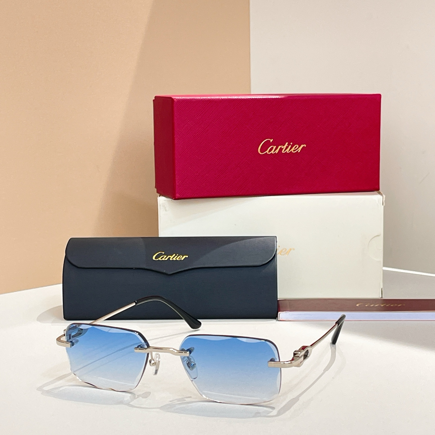 Cartie*✨✨✨MODEL：CT0045✨✨✨SIZE  145✨✨✨