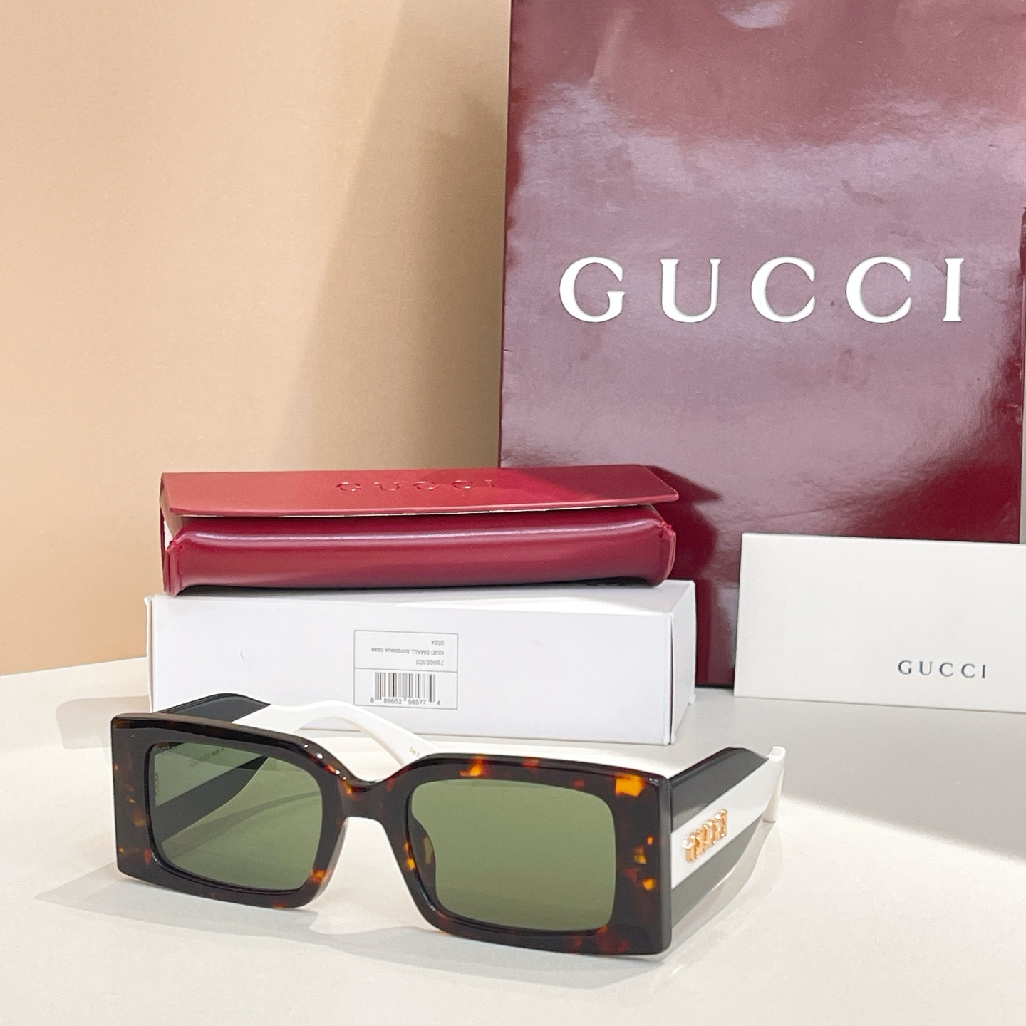 GUCC*🐝🐝🐝MODEL：GG1860S🐝🐝🐝SIZE：53口22-145🐝🐝🐝