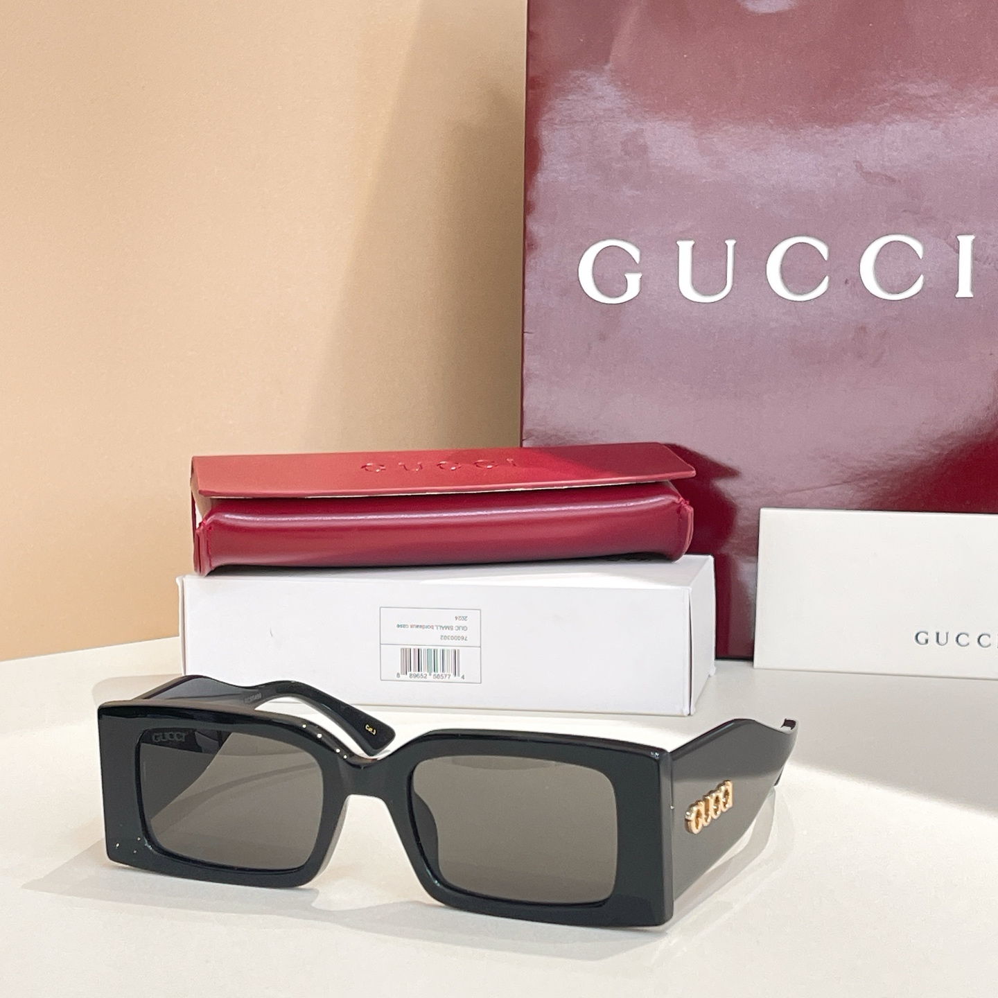 GUCC*🐝🐝🐝MODEL：GG1860S🐝🐝🐝SIZE：53口22-145🐝🐝🐝