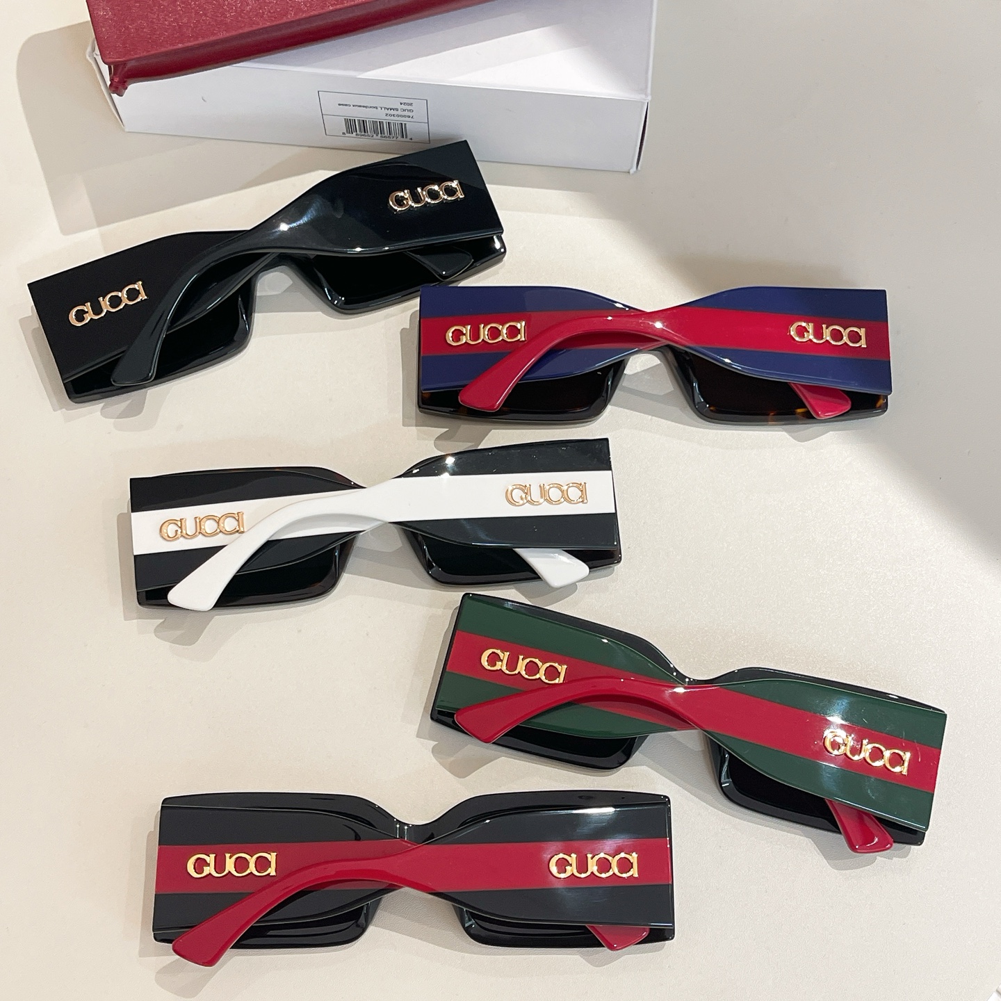 GUCC*🐝🐝🐝MODEL：GG1860S🐝🐝🐝SIZE：53口22-145🐝🐝🐝