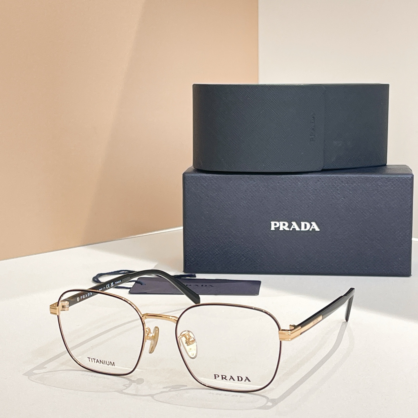 PRADA✨✨✨MODEL：VPR A55✨✨✨SIZE：53口19-145✨✨✨