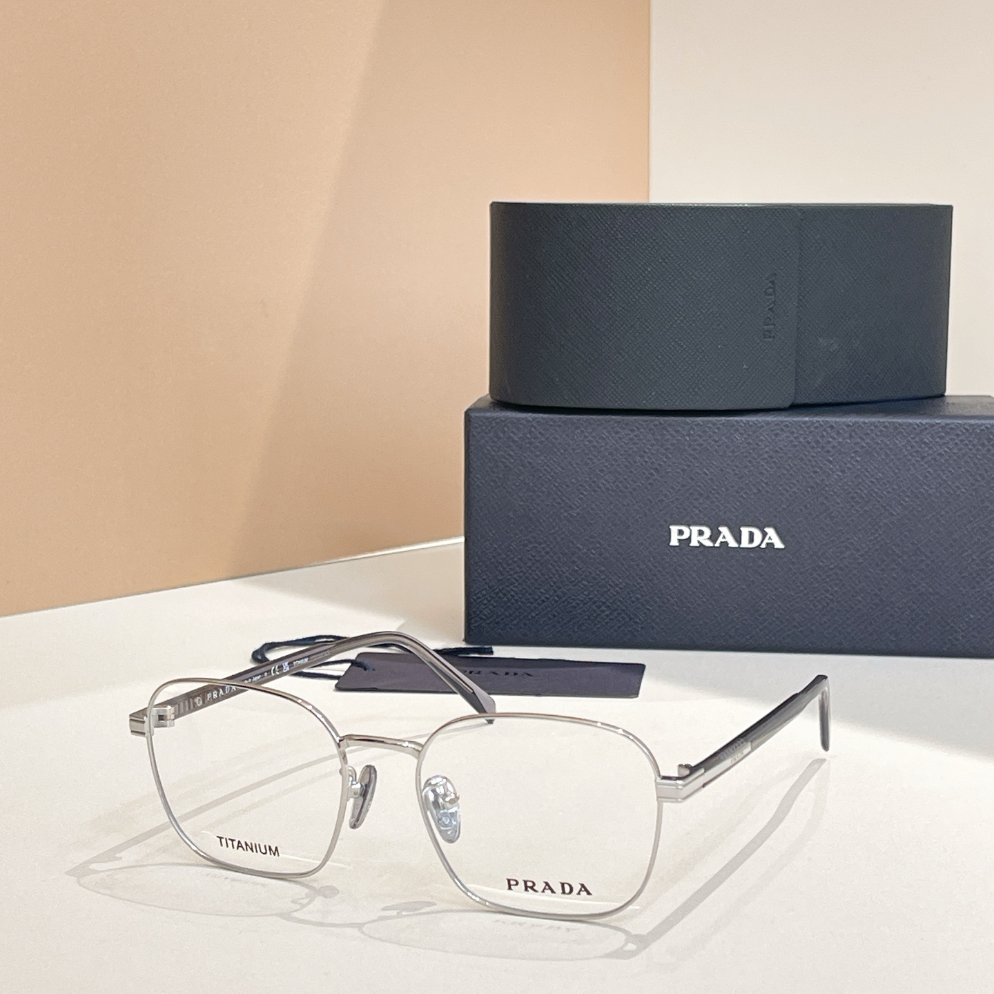 PRADA✨✨✨MODEL：VPR A55✨✨✨SIZE：53口19-145✨✨✨