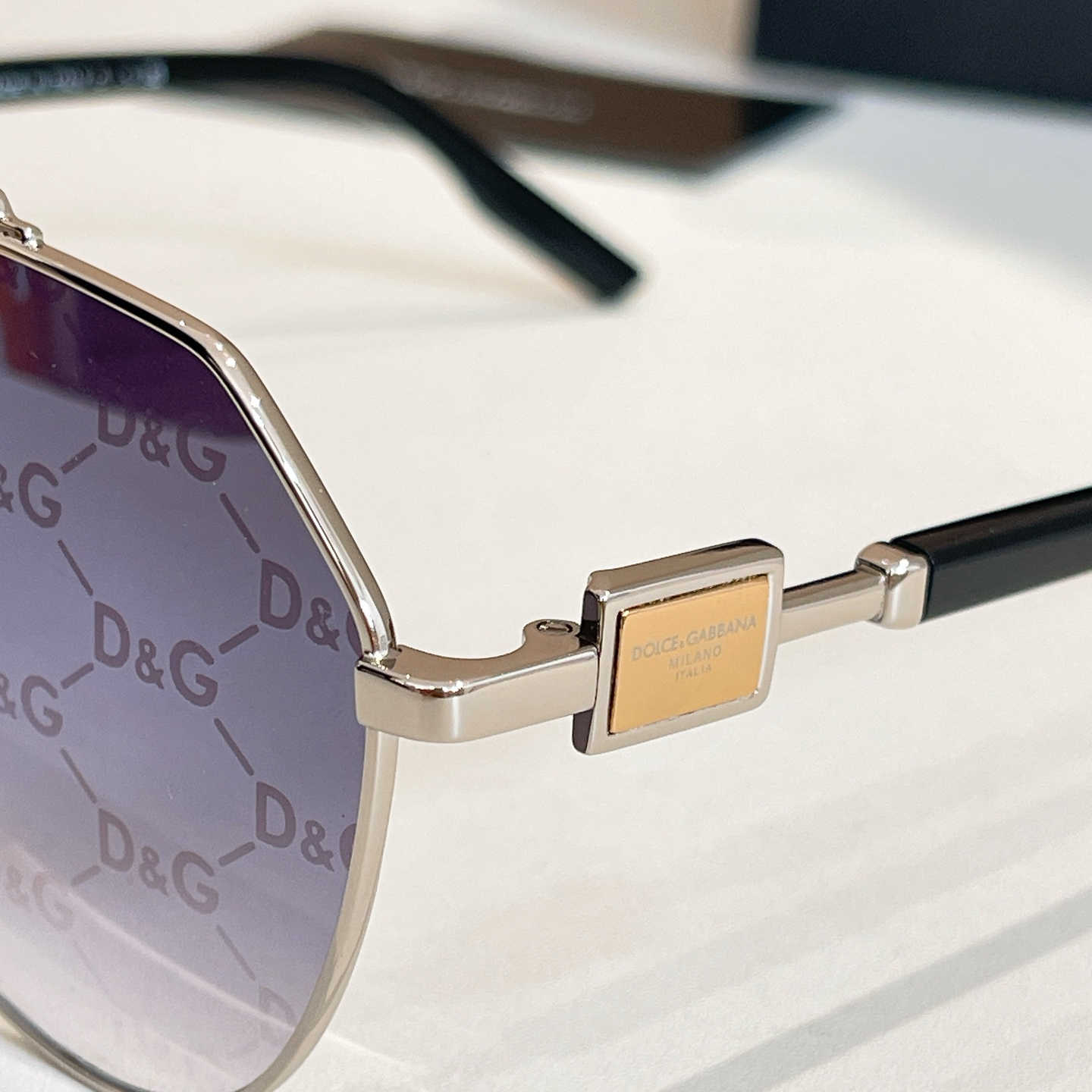 DOLCE & GABBAN*🌟🌟🌟MODEL：DG2315🌟🌟🌟SIZE52口14-145🌟🌟🌟